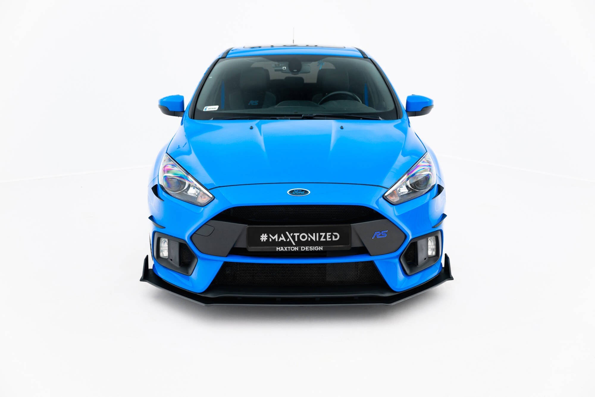 Maxton Design Street Pro Front Splitter V.2 para Ford Focus RS Mk3 - imagen 2