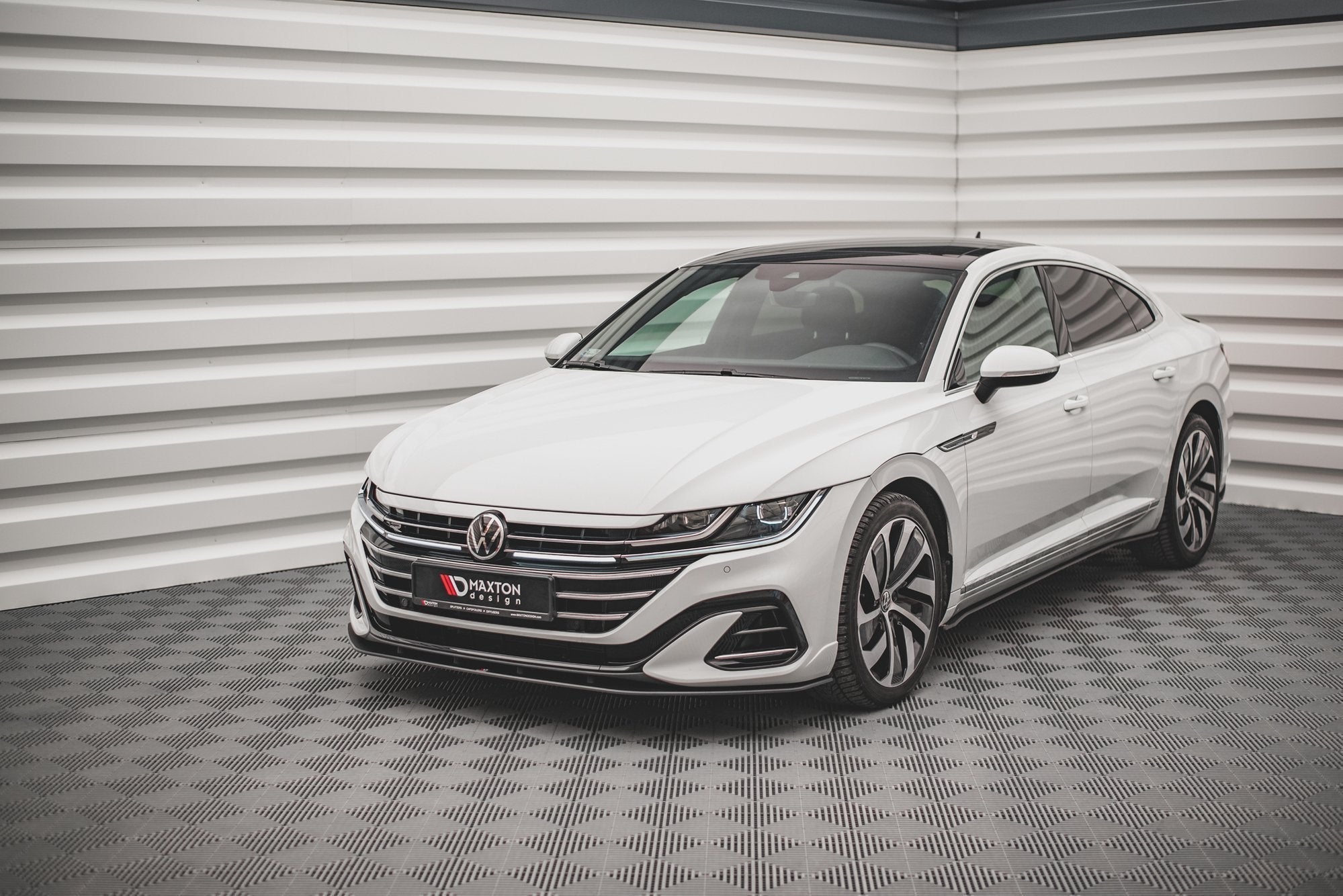 Maxton Design Street Pro Front Splitter para Volkswagen Arteon Sedan / Shooting Brake R-Line Mk1 Facelift - imagen 2