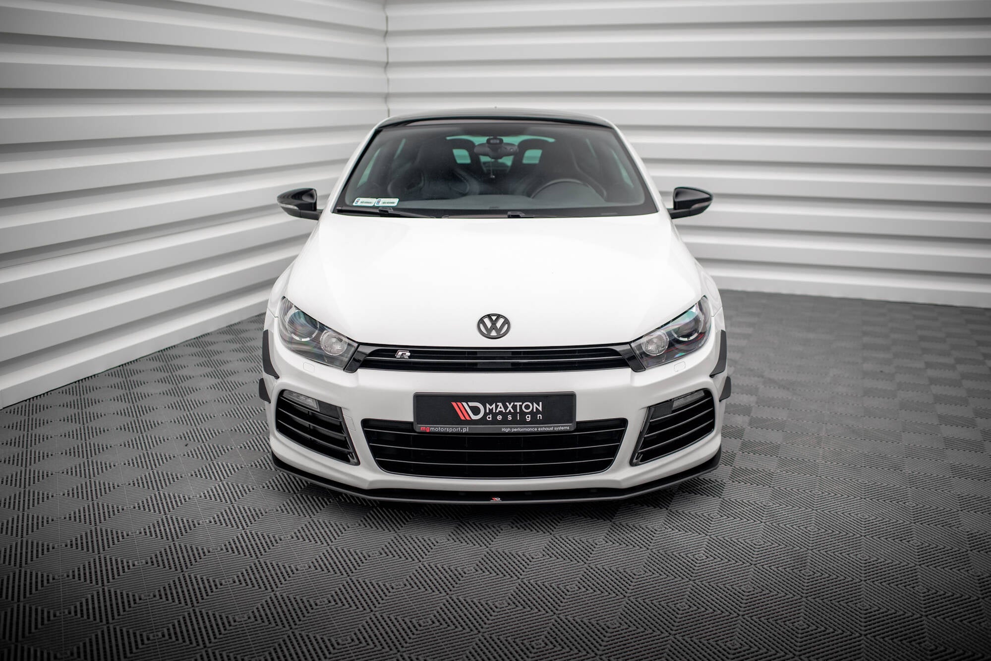 Maxton Design Street Pro Front Splitter para Volkswagen Scirocco R Mk3 - imagen 2