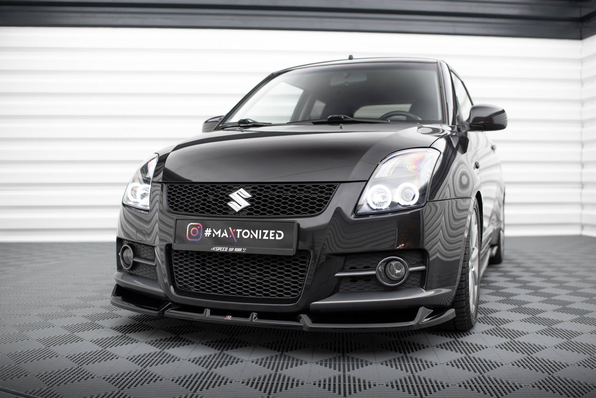 Maxton Design Splitter delantero para Suzuki Swift Sport Mk4 - imagen 1