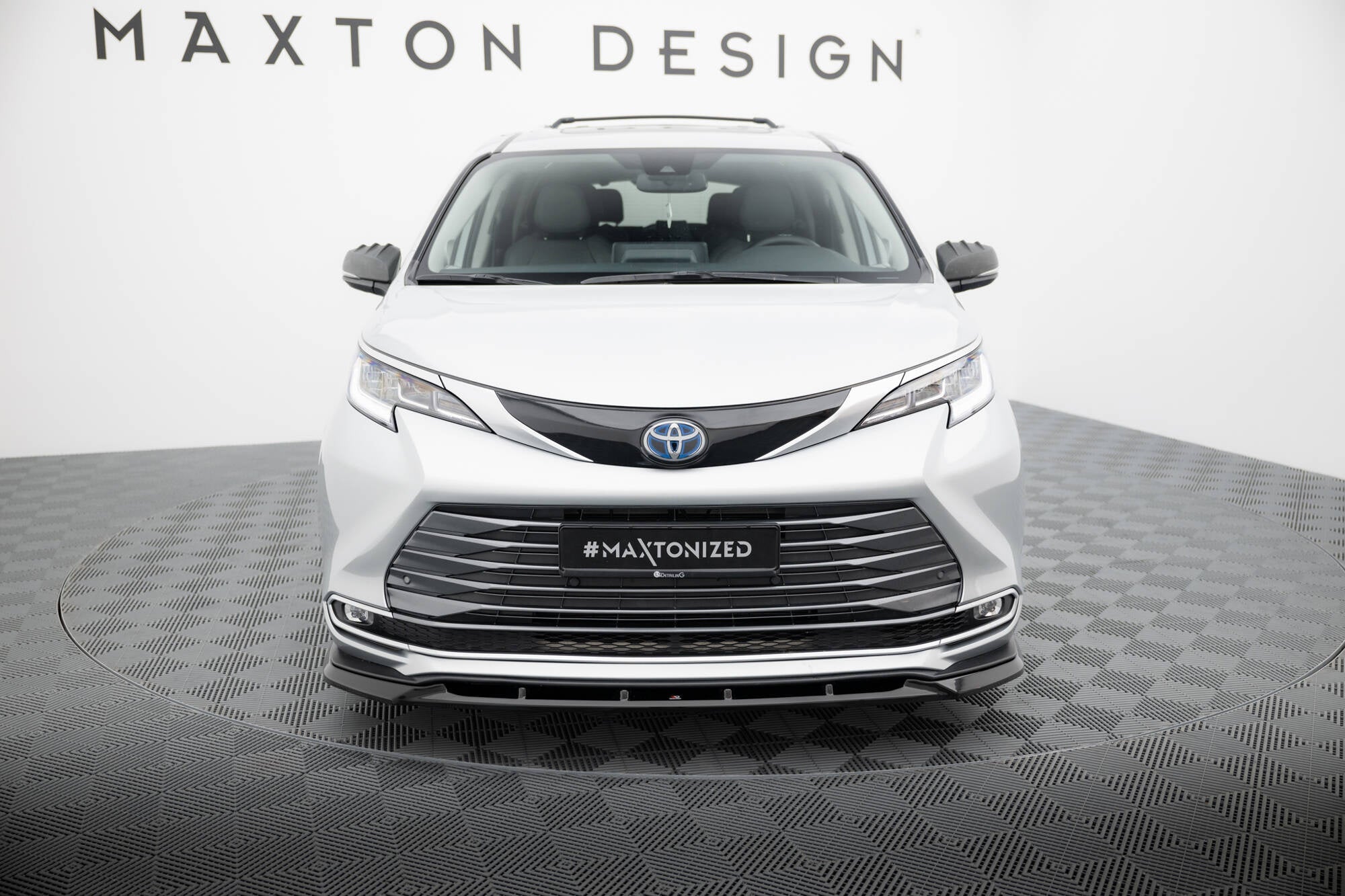 Maxton Design Splitter delantero para Toyota Sienna Mk4 - imagen 1