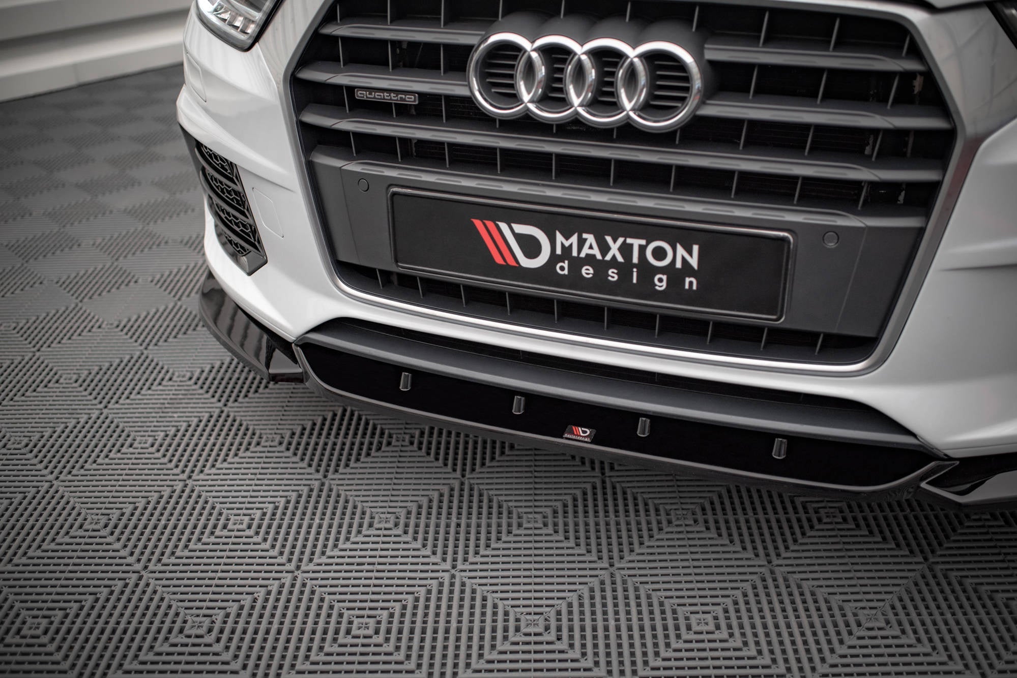 Maxton Design Splitter delantero V.1 para Audi Q3 Sport 8U Facelift - imagen 3