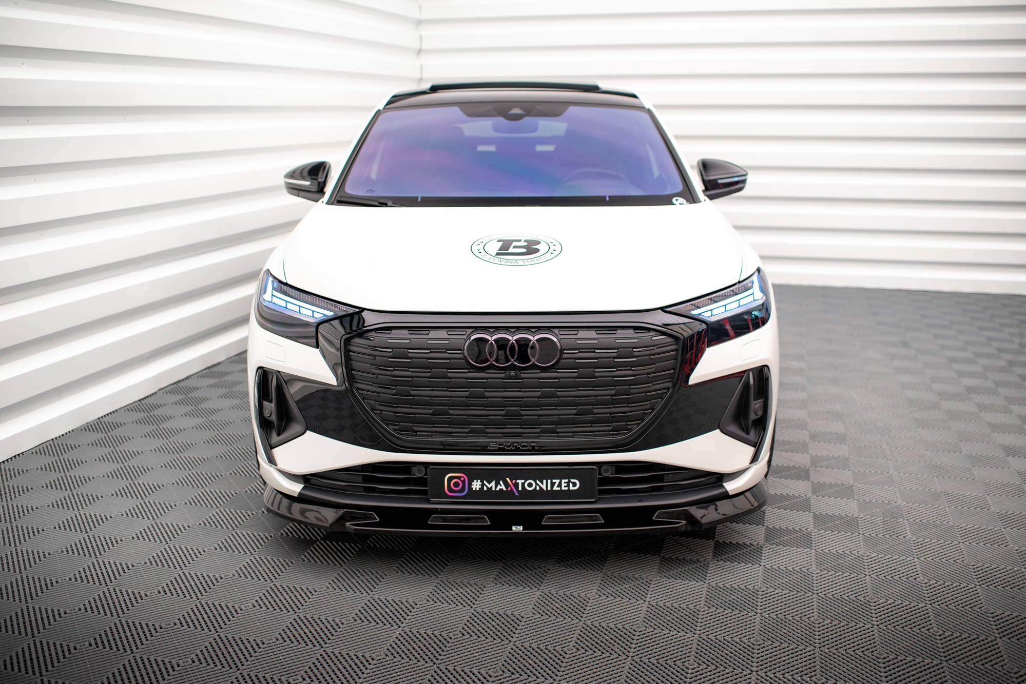 Maxton Design Splitter delantero V.1 para Audi Q4 e-tron Sportback S-line Mk1 - imagen 3