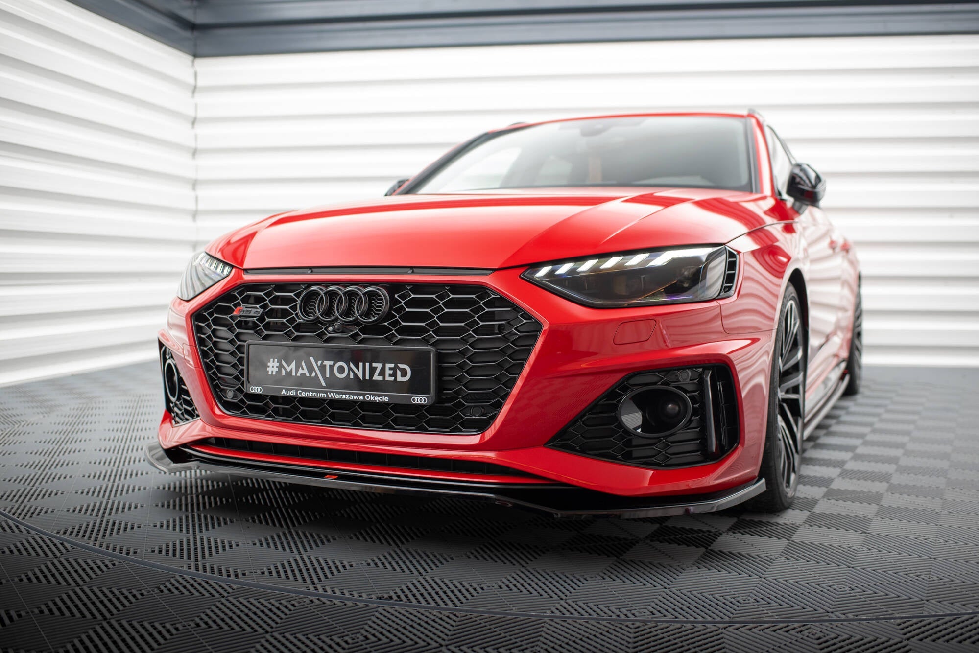 Maxton Design Splitter delantero V.1 para Audi RS4 B9 Facelift - imagen 1