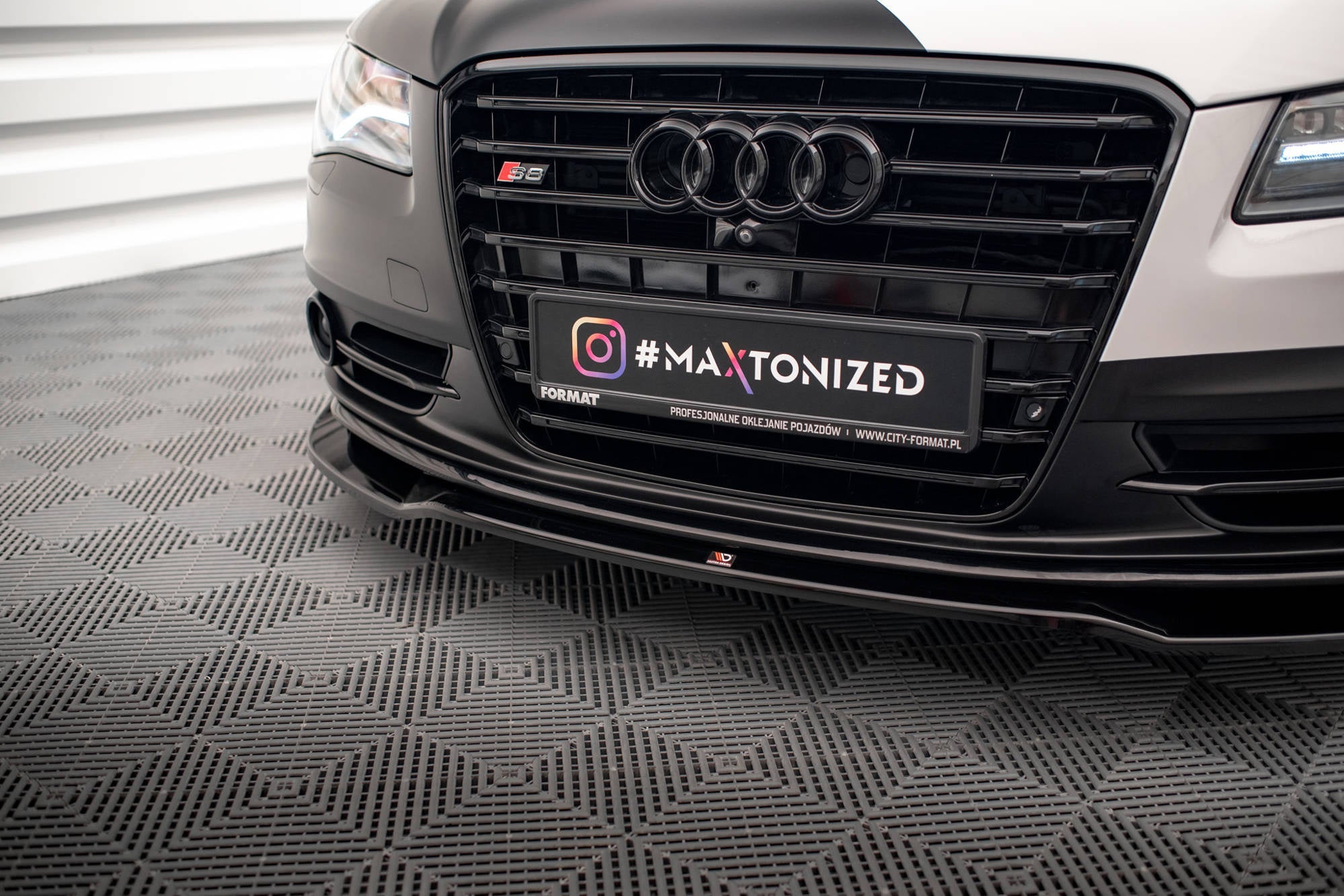Maxton Design Splitter delantero V.1 para Audi S8 D4 - imagen 3