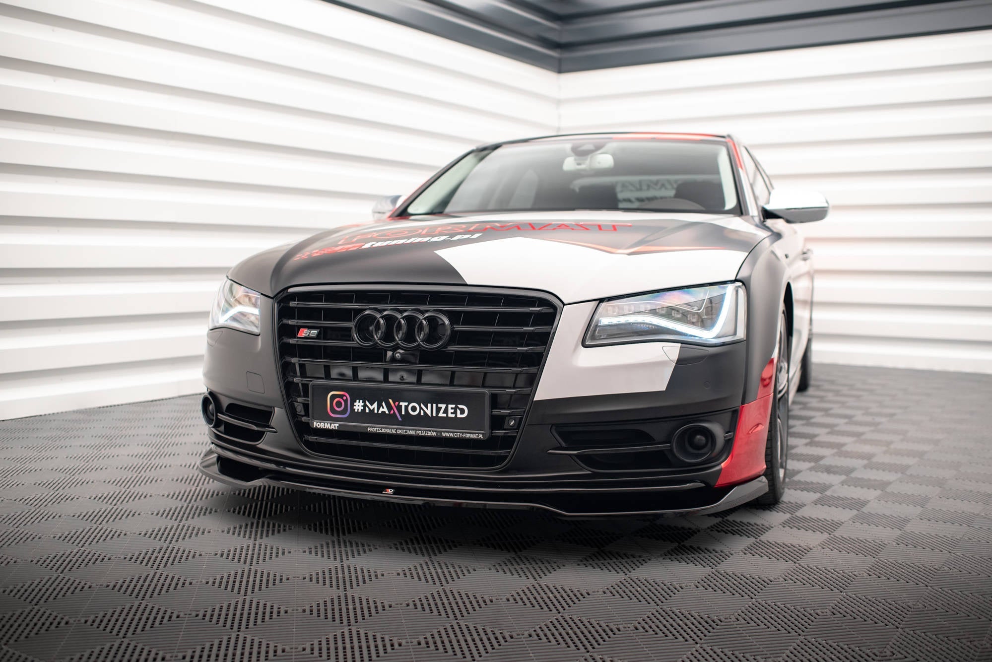 Maxton Design Splitter delantero V.1 para Audi S8 D4 - imagen 1