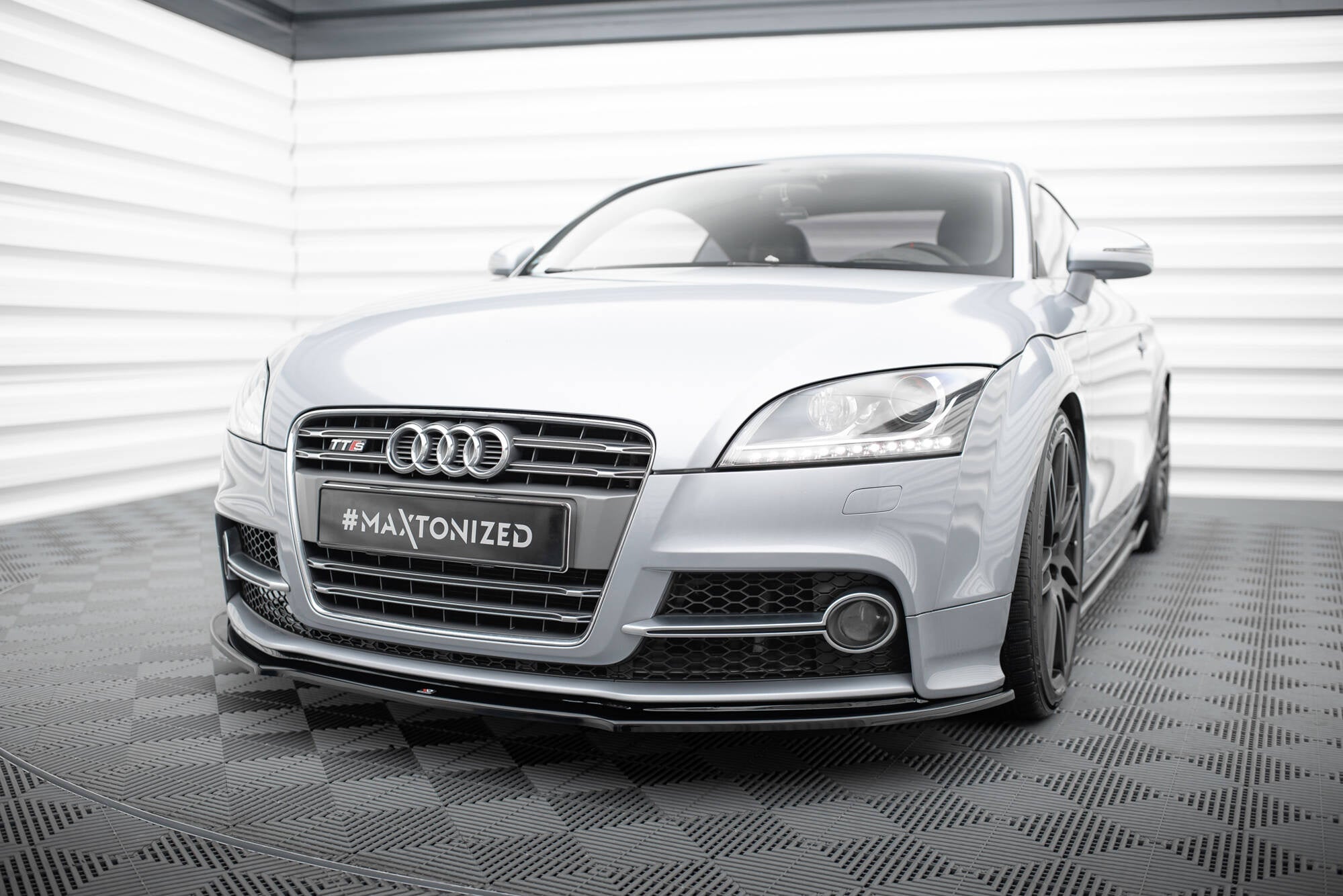 Maxton Design Splitter delantero V.1 para Audi TT S / TT S-Line 8J Facelift - imagen 1