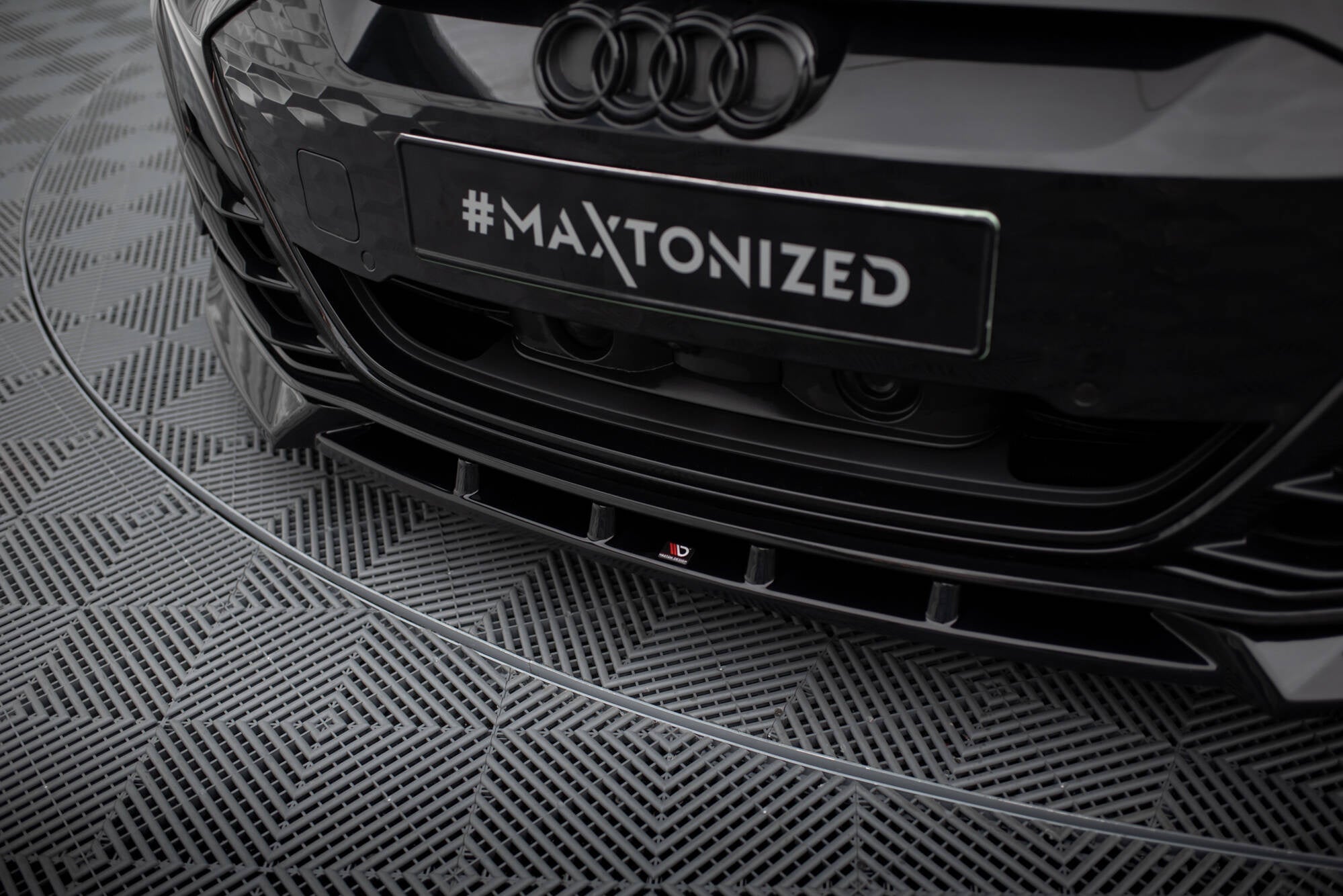 Maxton Design Splitter delantero V.1 para Audi e-Tron GT / RS GT Mk1 - imagen 3