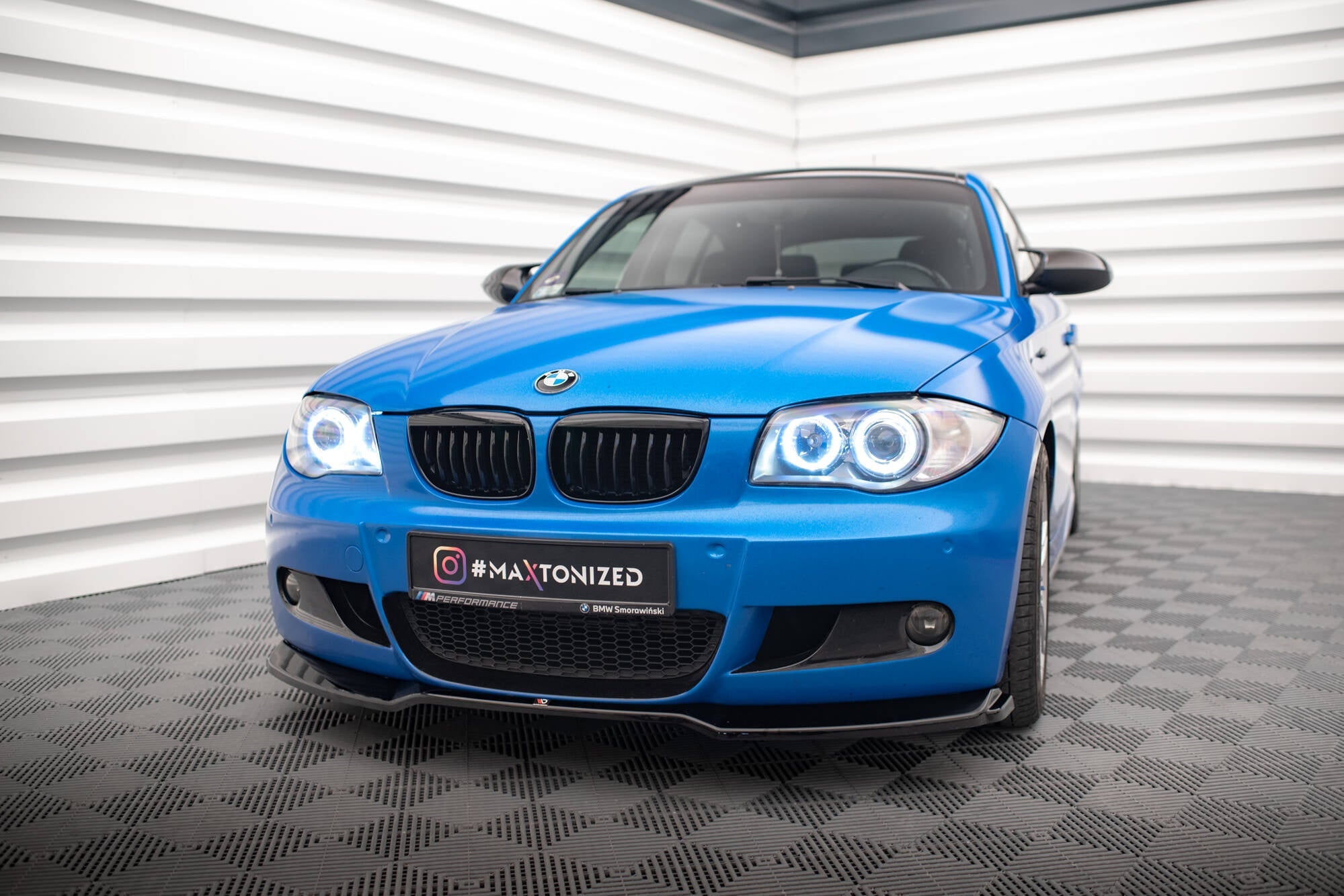 Maxton Design Splitter delantero V.1 para BMW 1 M-Pack E87 / E81 Facelift - imagen 1