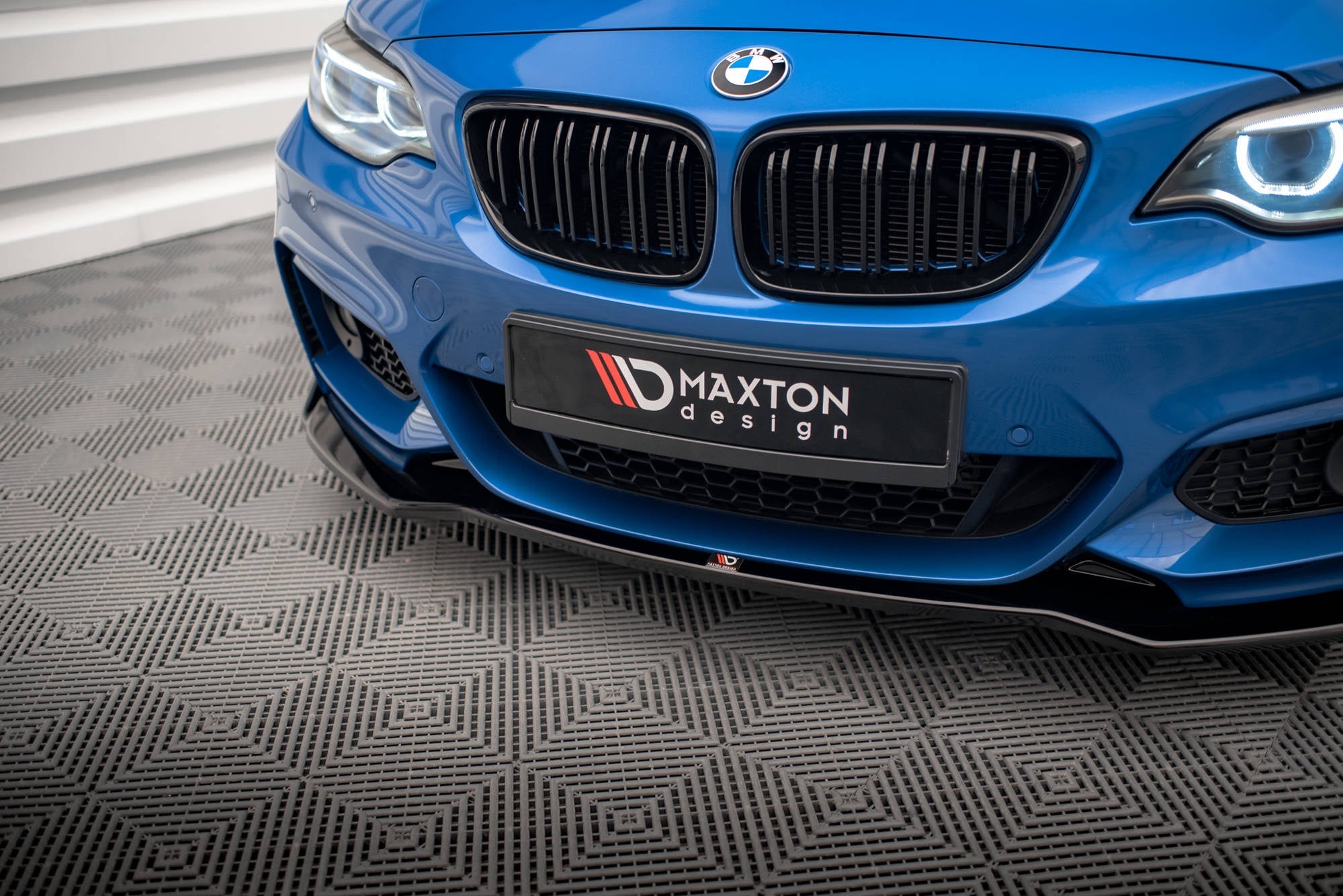 Maxton Design Splitter delantero V.1 para BMW 2 M-Pack F22 - imagen 3