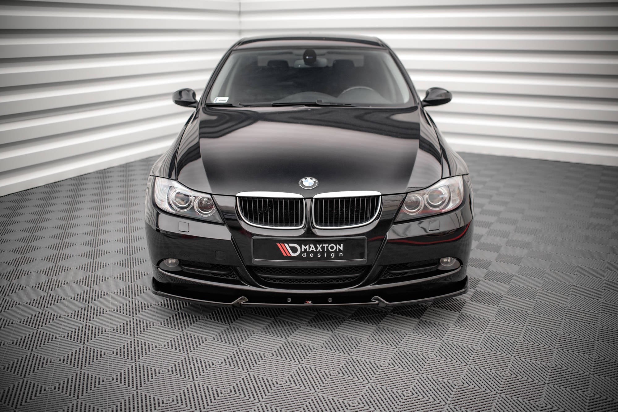 Maxton Design Splitter delantero V.1 para BMW 3 E90 - imagen 1