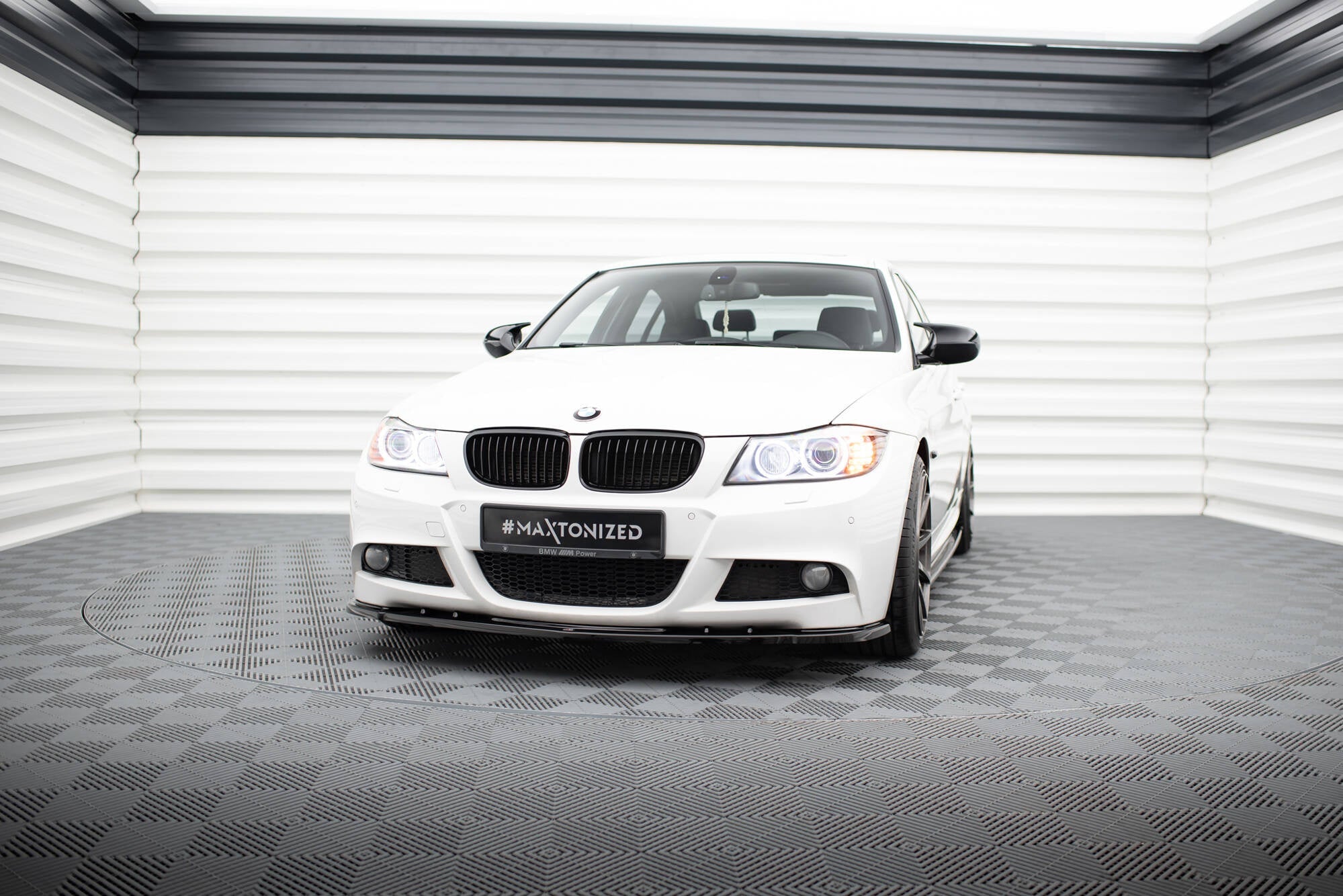 Maxton Design Splitter delantero V.1 para BMW 3 Sedan / Touring M-Pack E90 / E91 Facelift - imagen 1