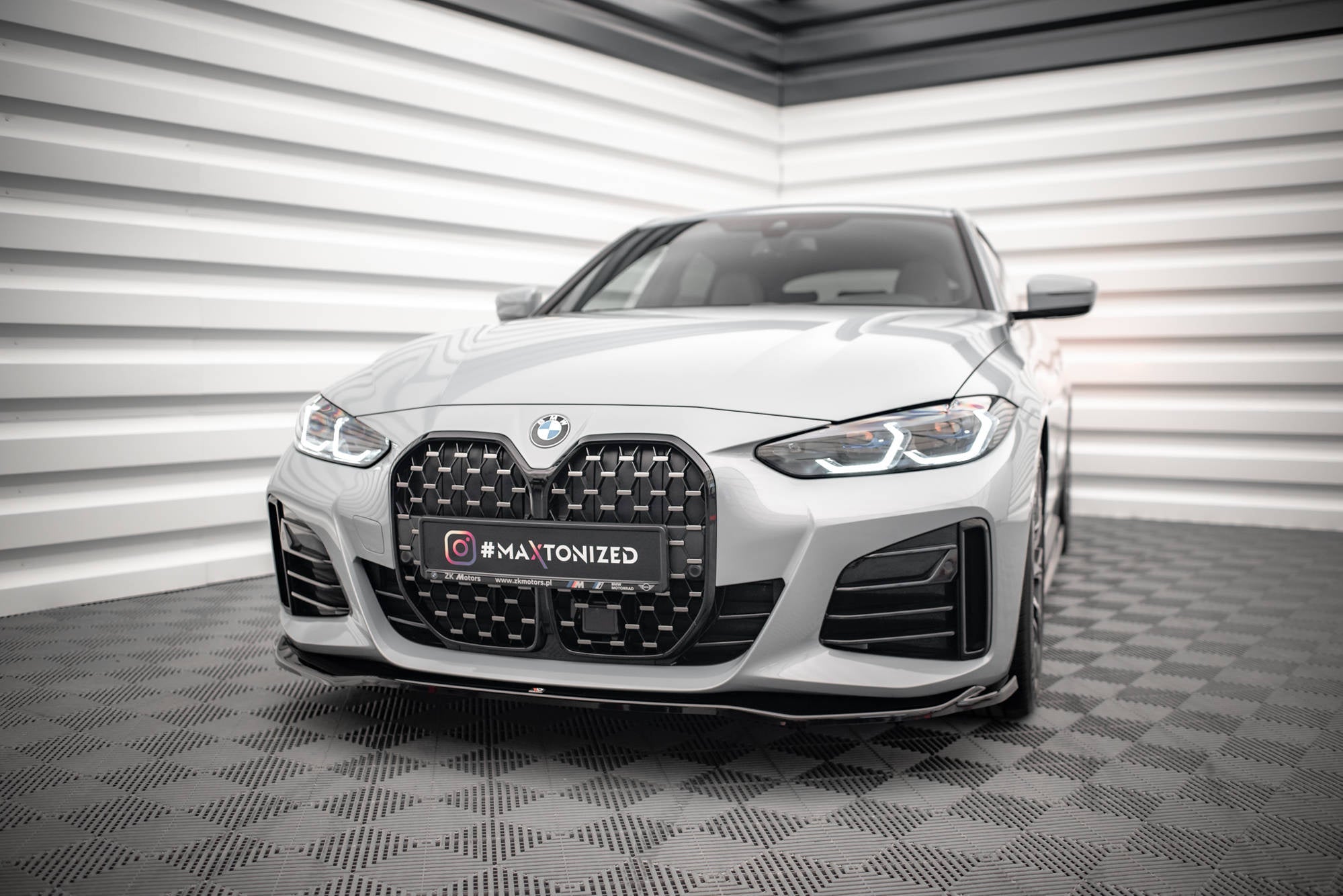 Maxton Design Splitter delantero V.1 para BMW 4 / i4 Gran Coupe M-Pack / M440i G26 - imagen 1