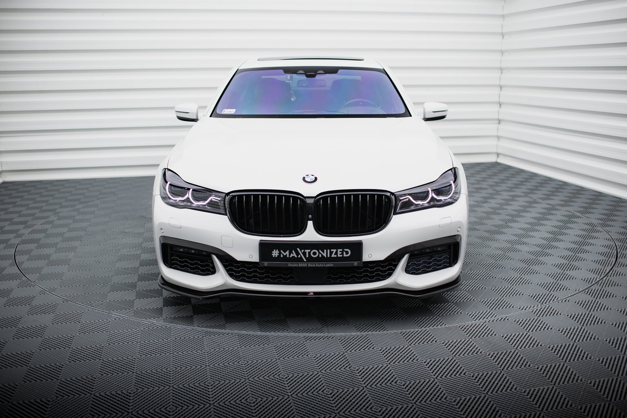 Maxton Design Splitter delantero V.1 para BMW 7 M-Pack G11 /G12 - imagen 3