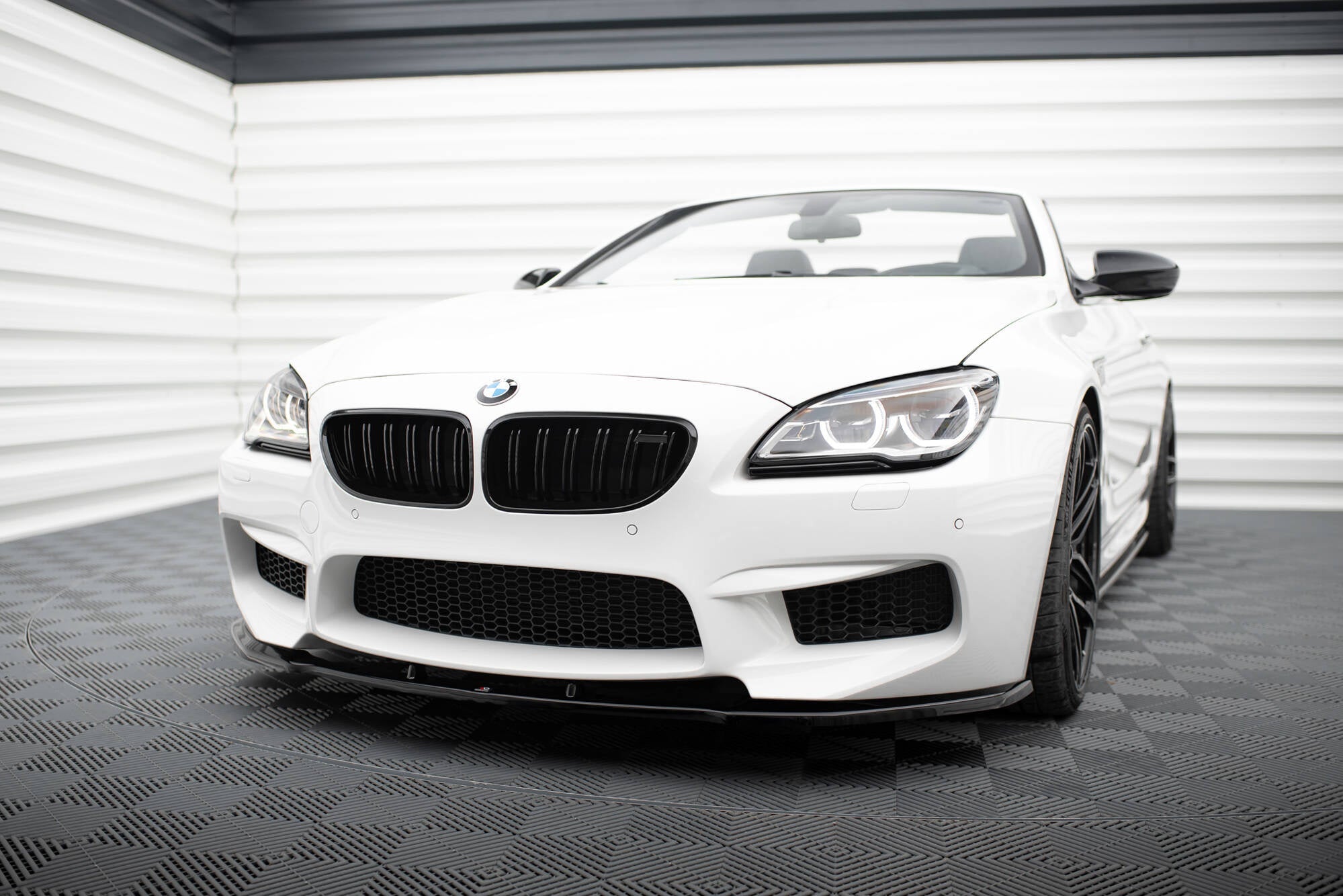 Maxton Design Splitter delantero V.1 para BMW M6 Gran Coupe / Coupe / Cabriolet F06 / F13 / F12 - imagen 1