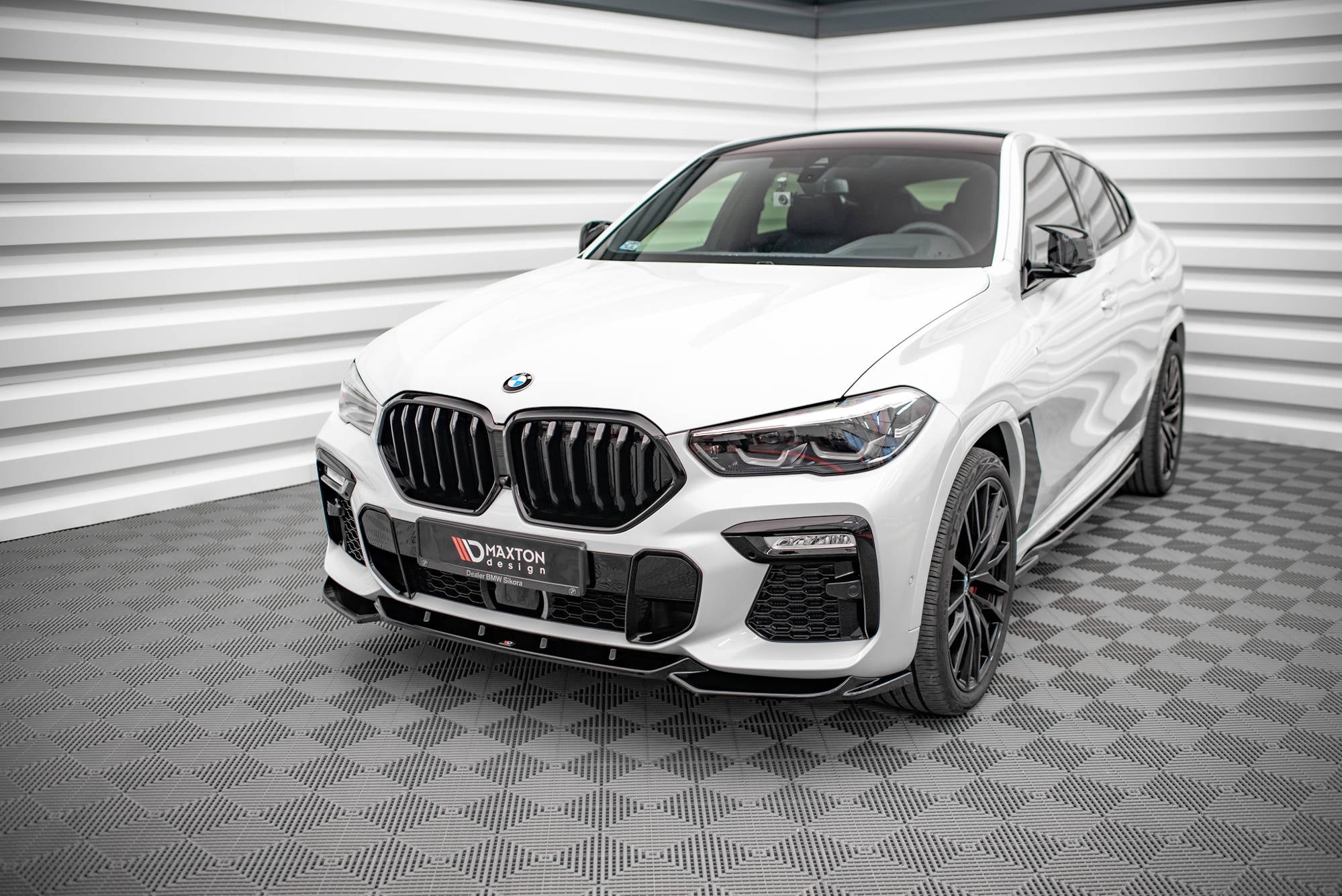 Maxton Design Splitter delantero V.1 para BMW X6 M-Pack G06 - imagen 1