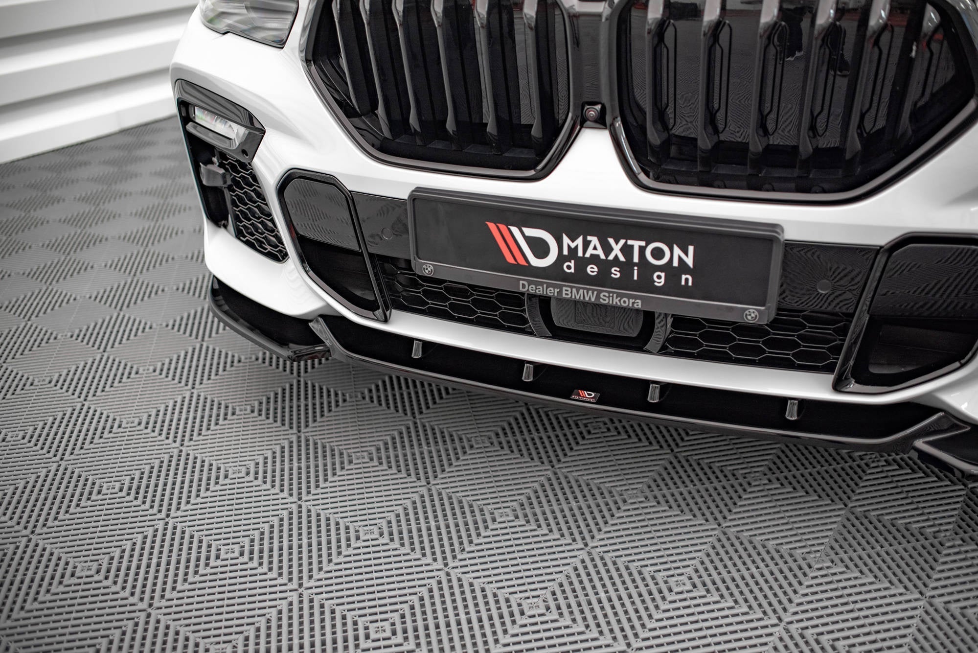 Maxton Design Splitter delantero V.1 para BMW X6 M-Pack G06 - imagen 3