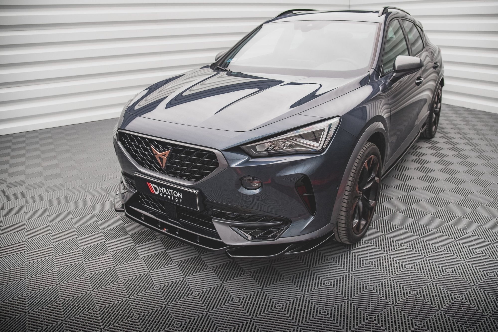 Maxton Design Splitter delantero V.1 para Cupra Formentor - imagen 1