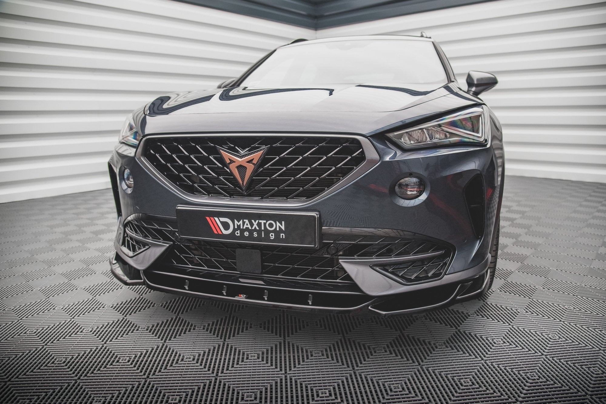 Maxton Design Splitter delantero V.1 para Cupra Formentor - imagen 2