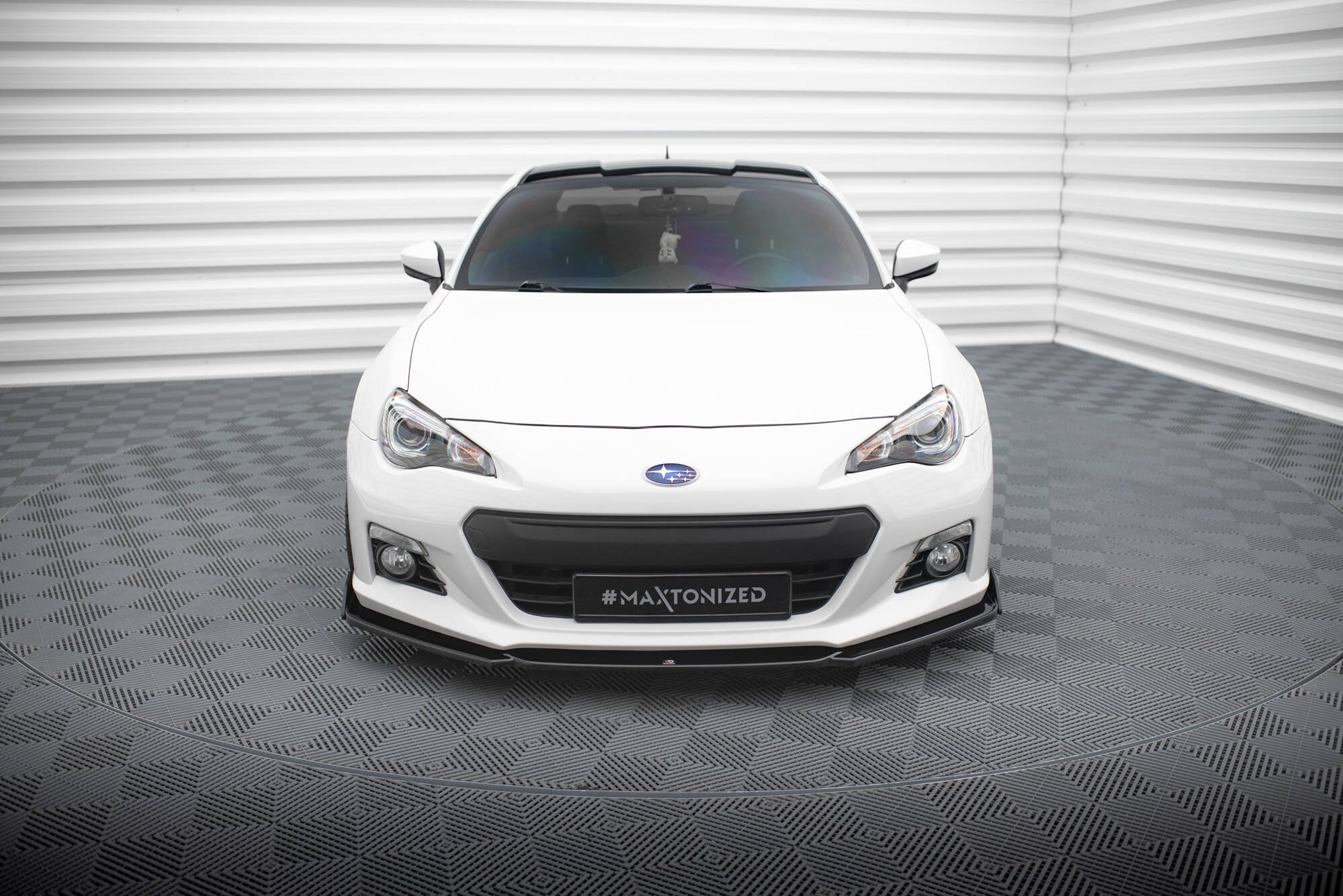Maxton Design Splitter delantero V.1 + Flaps para Subaru BRZ Mk1 - imagen 2