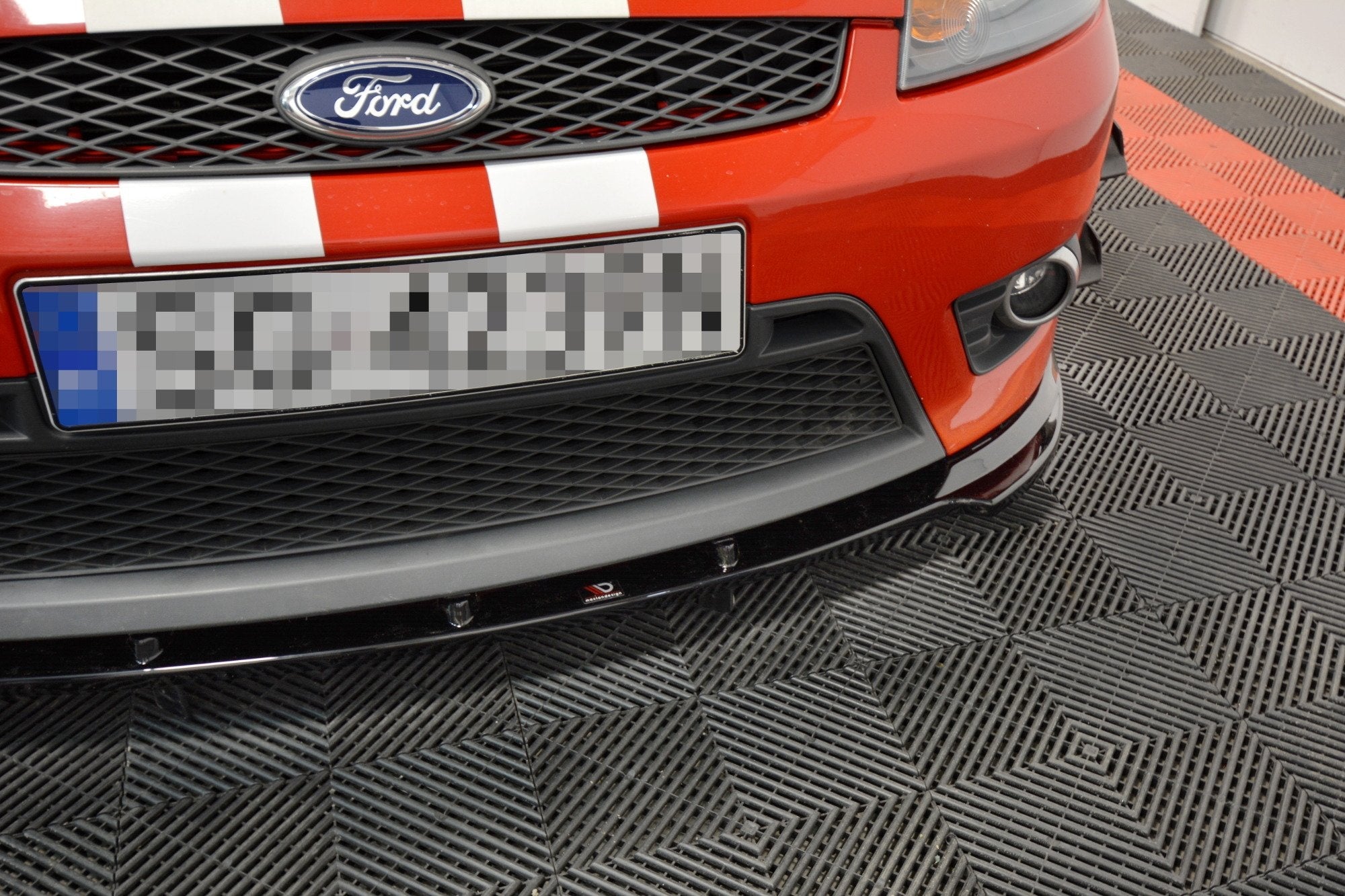 Maxton Design Splitter delantero V.1 para Ford Fiesta ST Mk6 - imagen 2