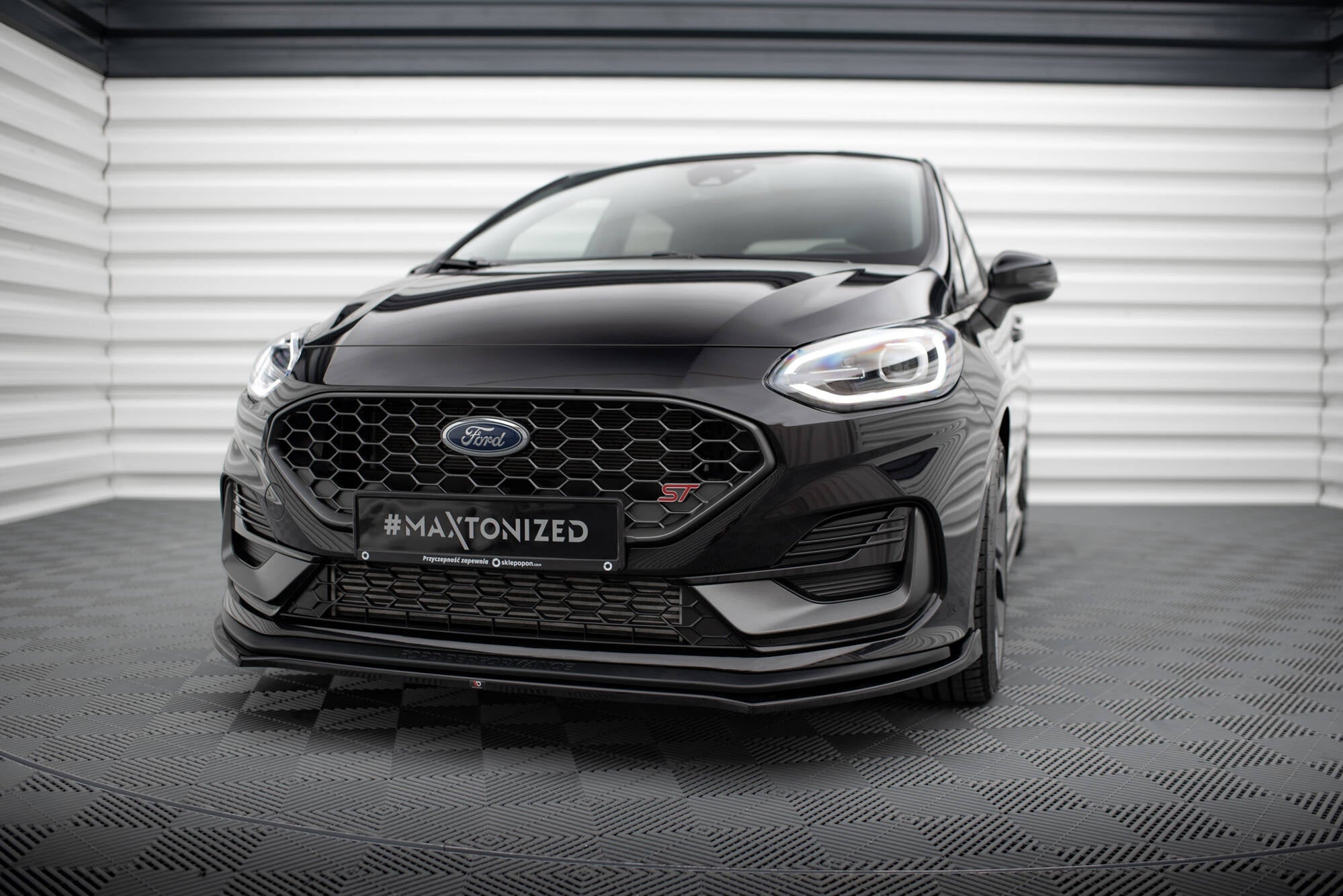 Maxton Design Splitter delantero V.1 para Ford Fiesta ST / ST-line Mk8 Facelift - imagen 1