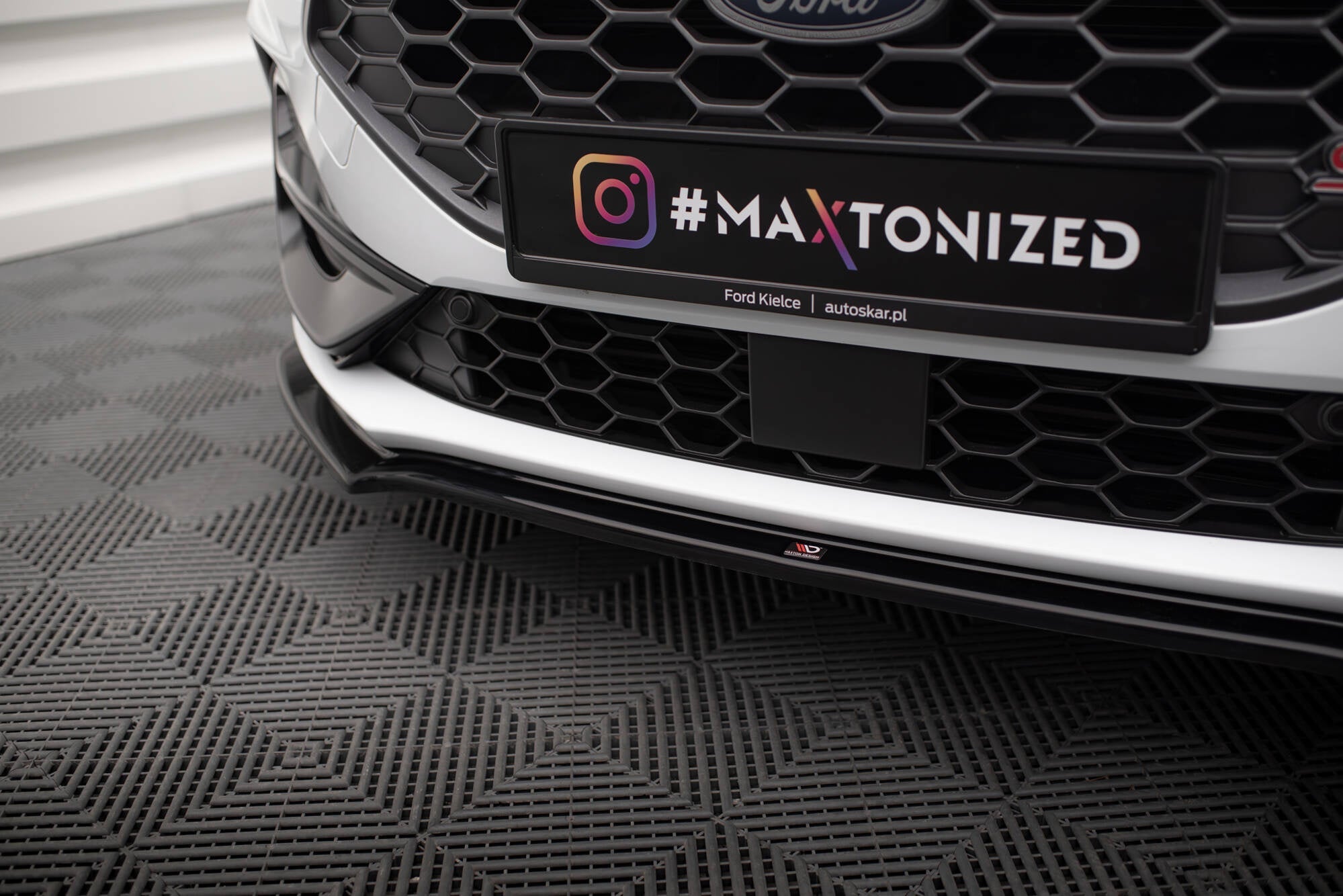 Maxton Design Splitter delantero V.1 para Ford Focus ST / ST-Line Mk4 Facelift - imagen 3