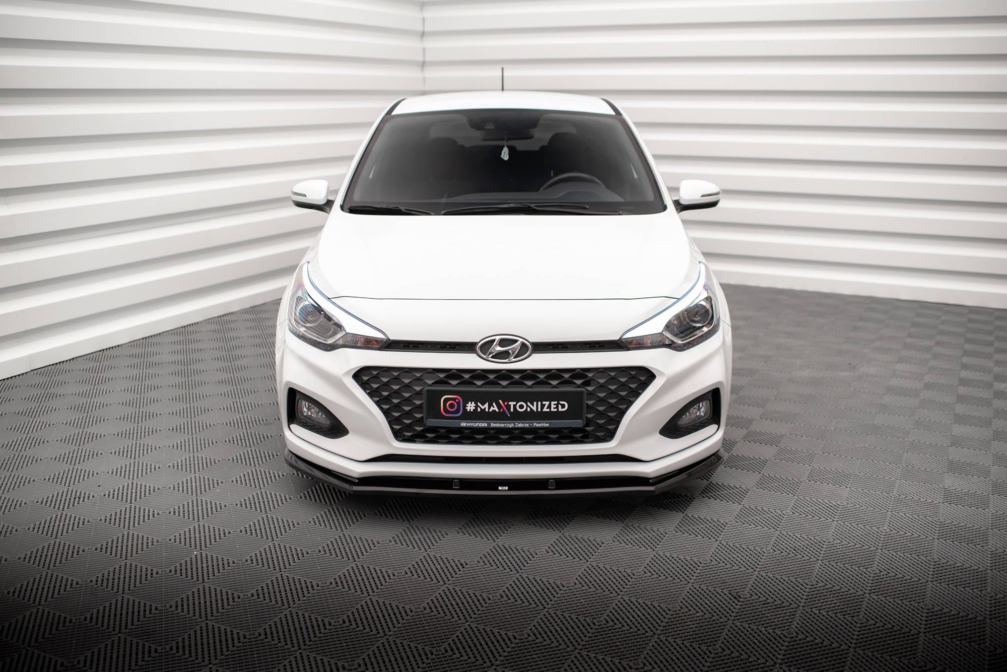 Maxton Design Splitter delantero V.1 para Hyundai I20 Mk2 Facelift - imagen 2
