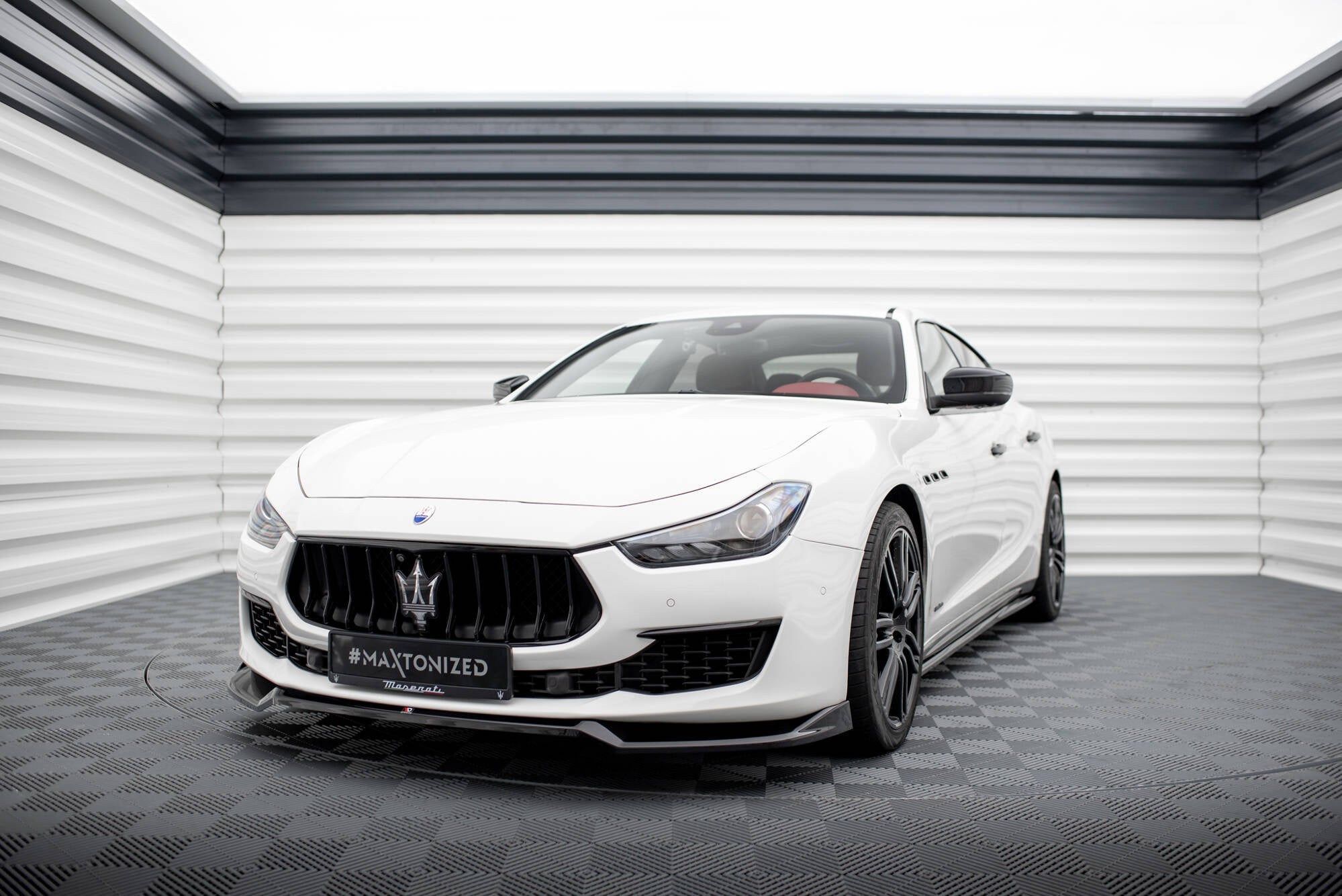 Maxton Design Splitter delantero V.1 para Maserati Ghibli Mk3 Facelift - imagen 1