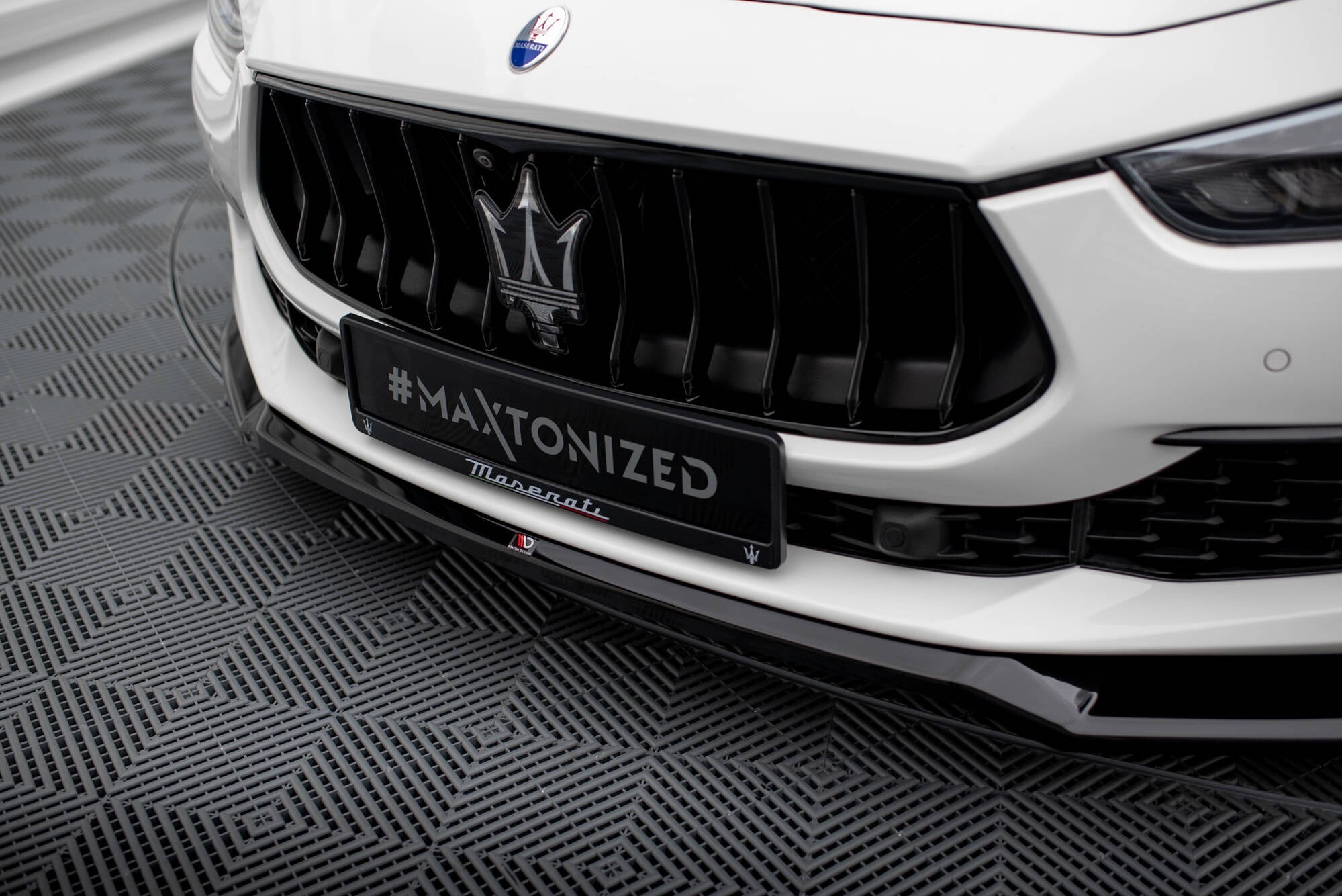 Maxton Design Splitter delantero V.1 para Maserati Ghibli Mk3 Facelift - imagen 3