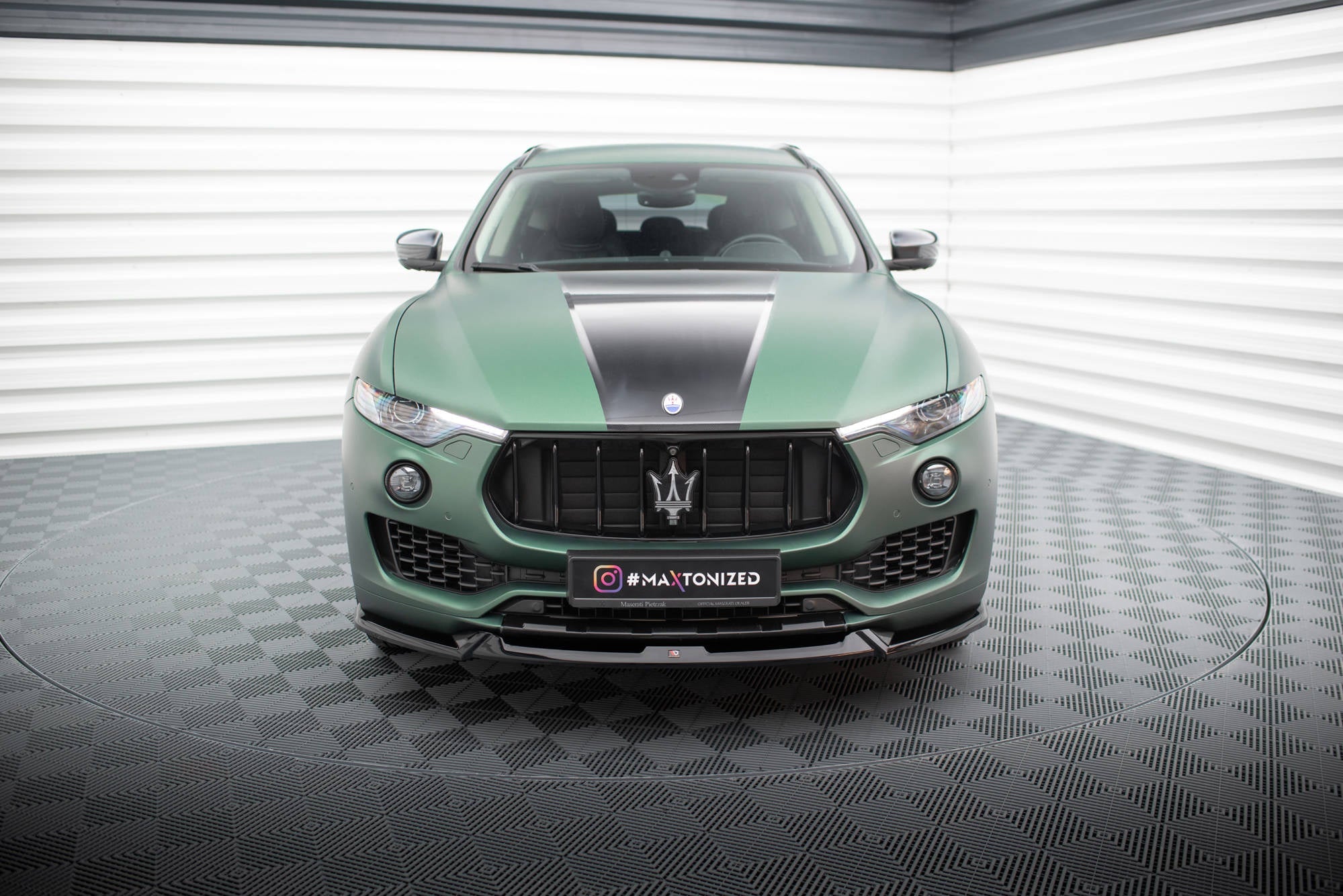 Maxton Design Splitter delantero V.1 para Maserati Levante Mk1 - imagen 2