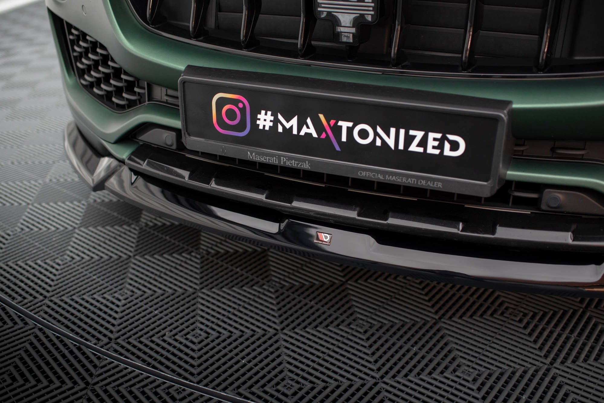 Maxton Design Splitter delantero V.1 para Maserati Levante Mk1 - imagen 3