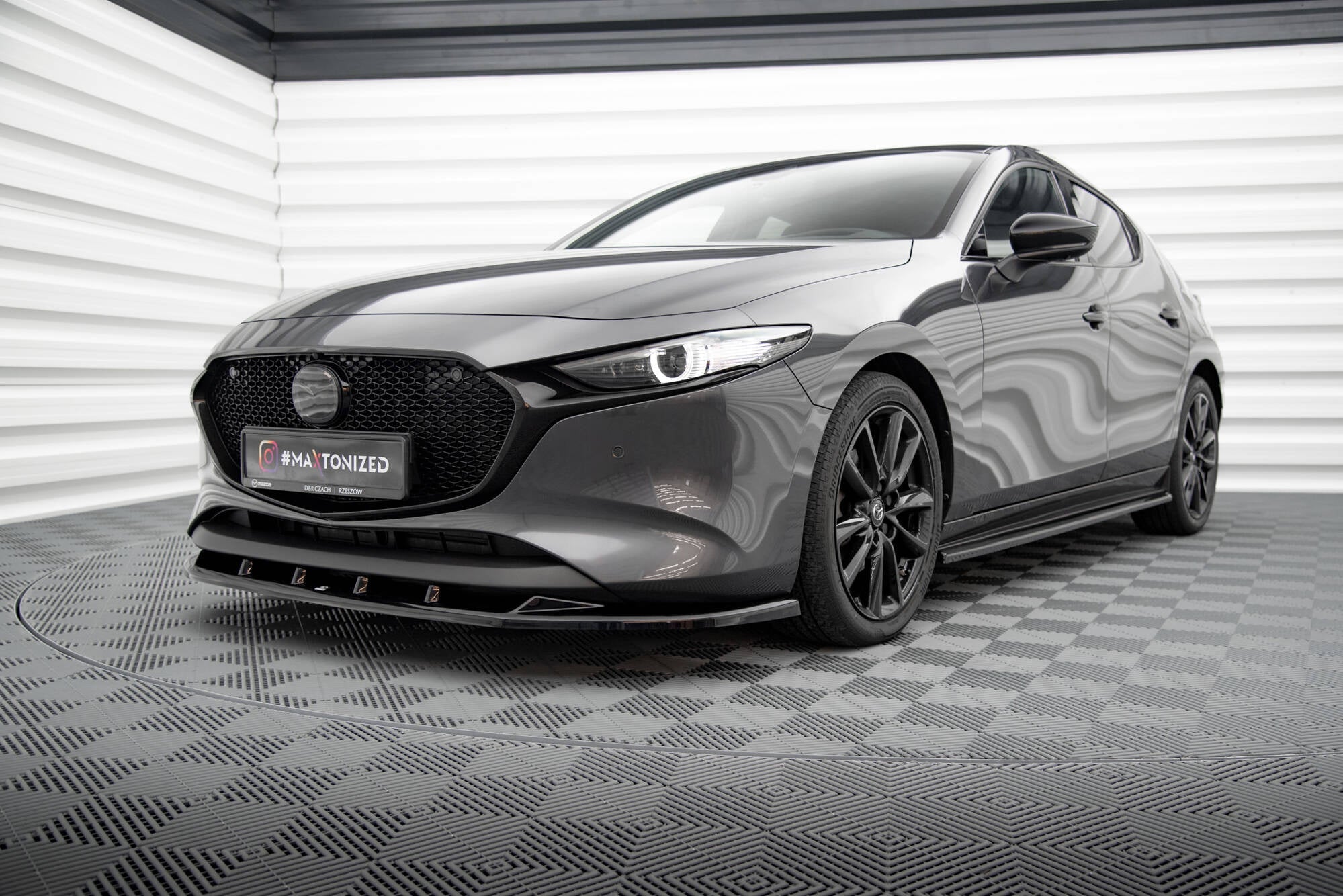 Maxton Design Splitter delantero V.1 para Mazda 3 Mk4 - imagen 1