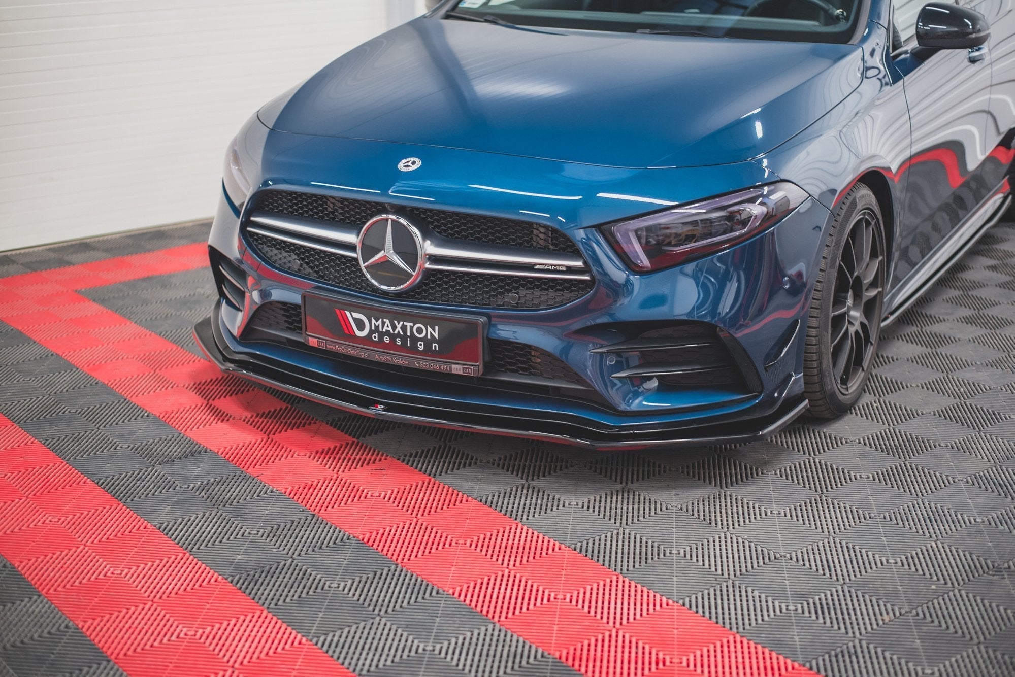 Maxton Design Splitter delantero V.1 para Mercedes A35 AMG Aero W177 - imagen 1