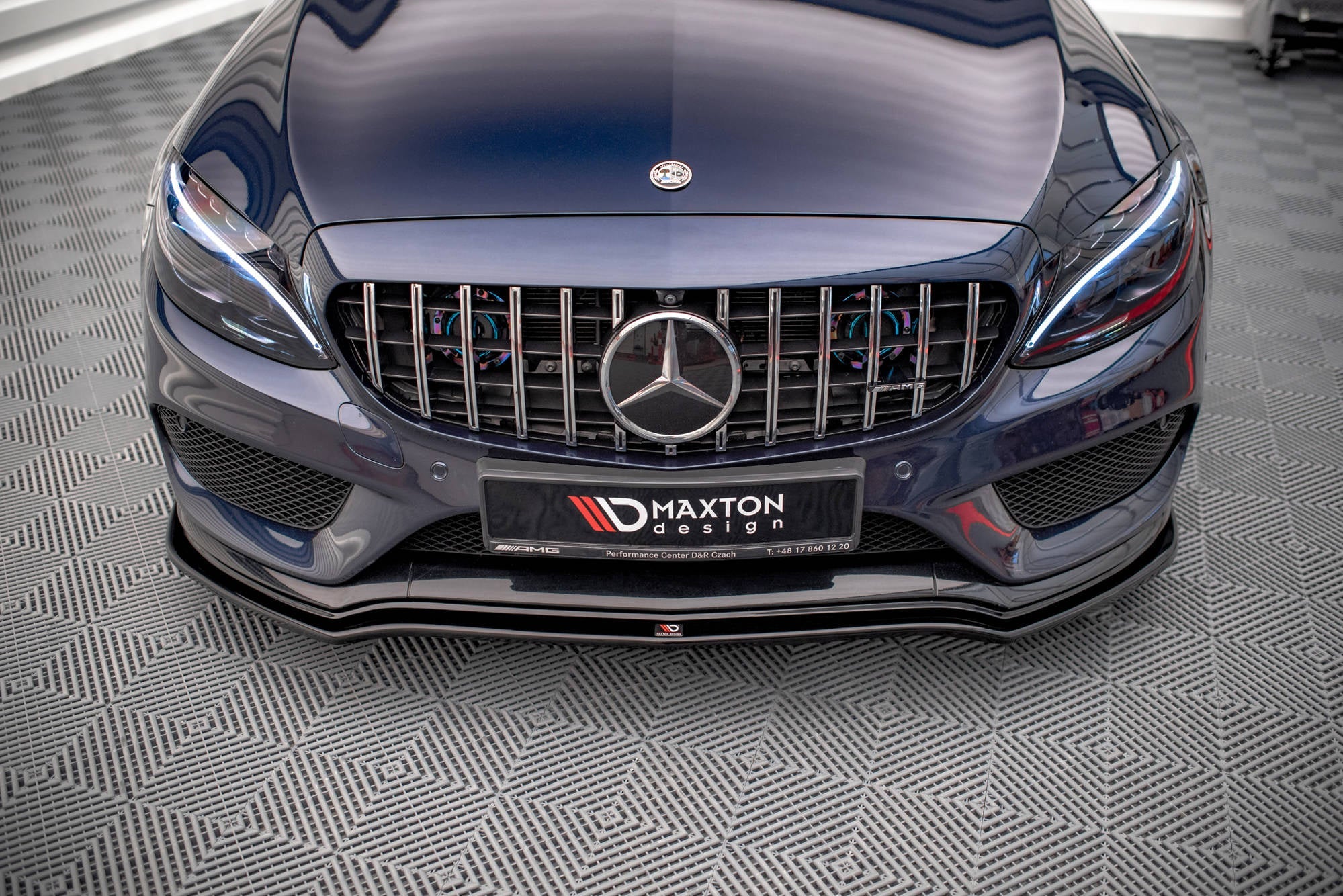 Maxton Design Splitter delantero V.1 para Mercedes-AMG C 43 / AMG-Line W205 - imagen 2