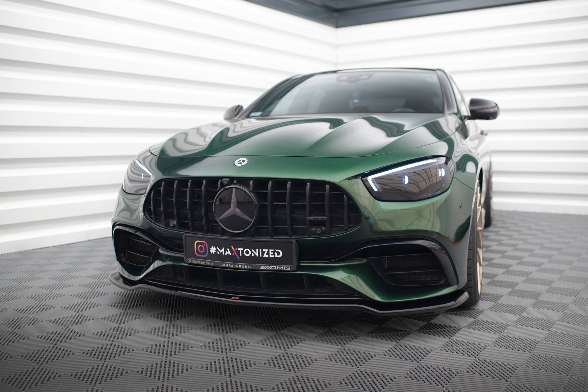 Maxton Design Splitter delantero V.1 para Mercedes-AMG E63 W213 Facelift - imagen 1
