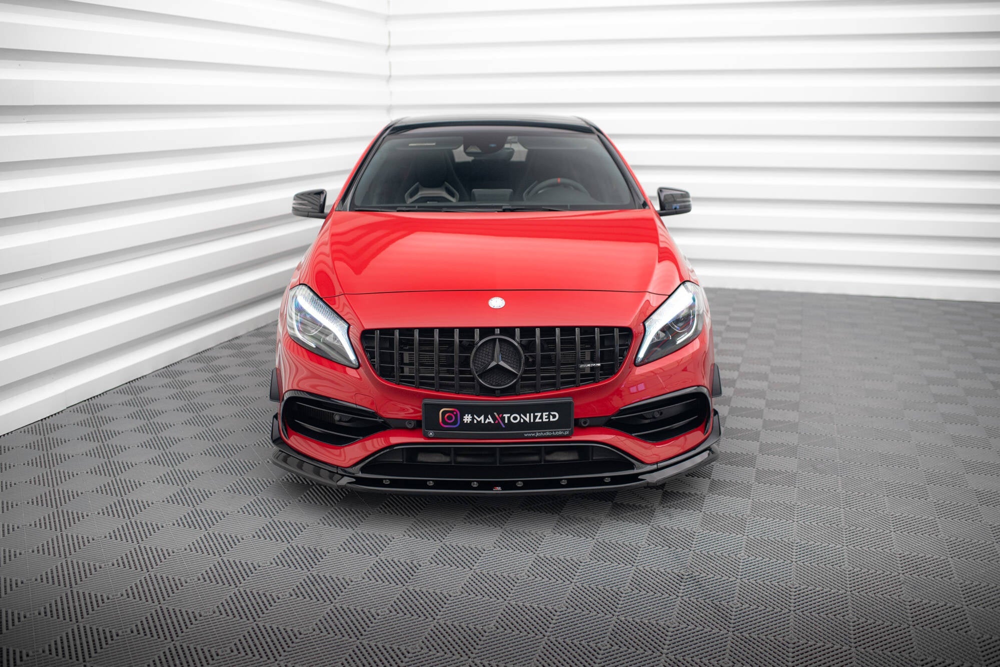 Maxton Design Splitter delantero V.1 para Mercedes-Benz A45 Aero W176 Facelift - imagen 2