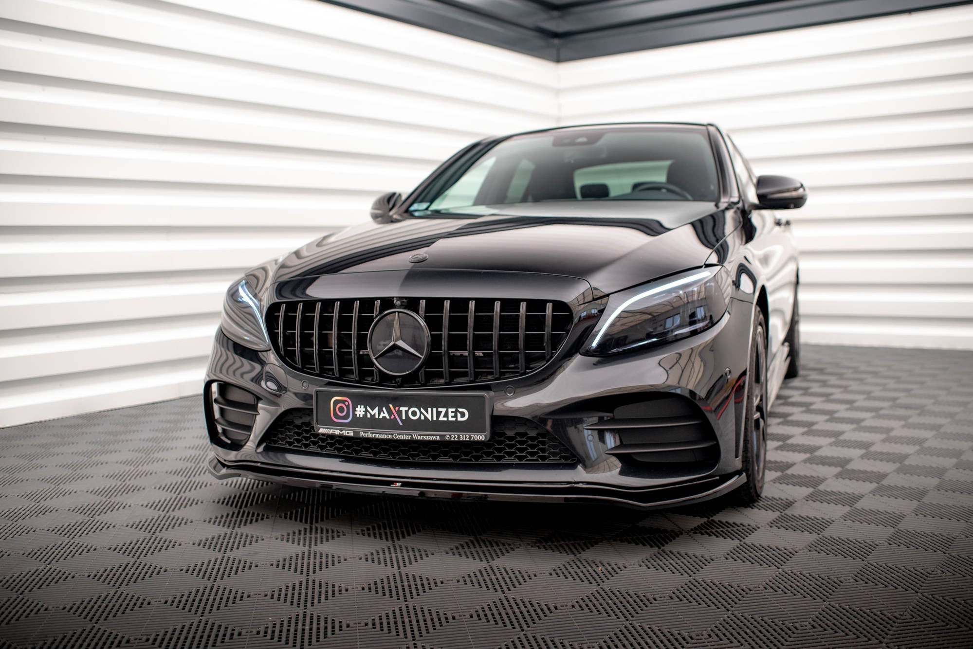 Maxton Design Splitter delantero V.1 para Mercedes-Benz C AMG Line Sedan / Coupe / Estate W205 / C205 / S205 Facelift - imagen 1