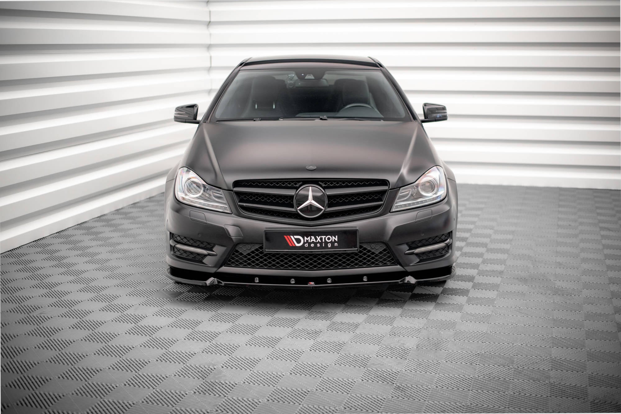 Maxton Design Splitter delantero V.1 para Mercedes-Benz C Coupe / Sedan / Estate AMG-Line C204 / W204 Facelift / S204 Facelift - imagen 2