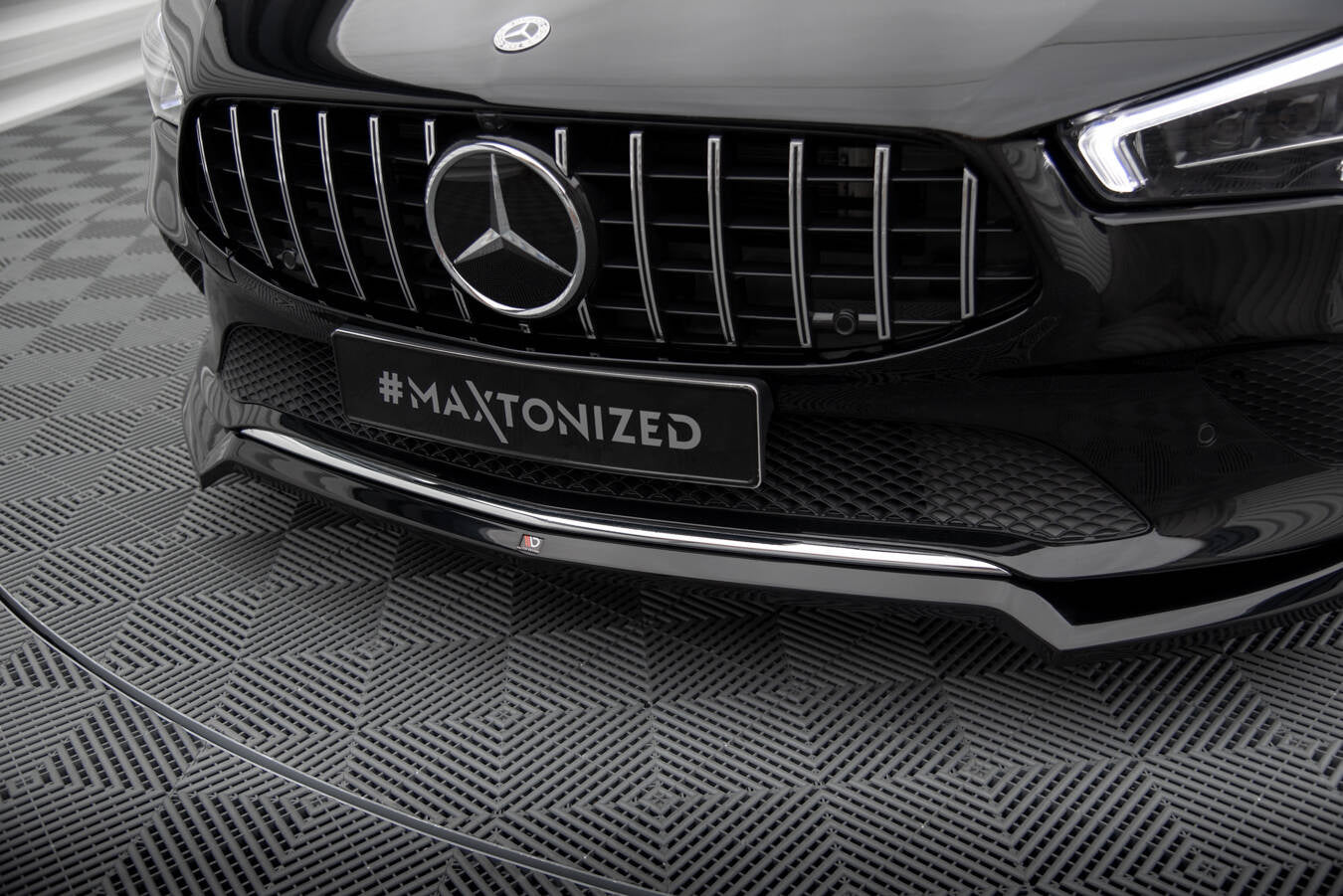 Maxton Design Splitter delantero V.1 para Mercedes-Benz CLA C118 - imagen 3