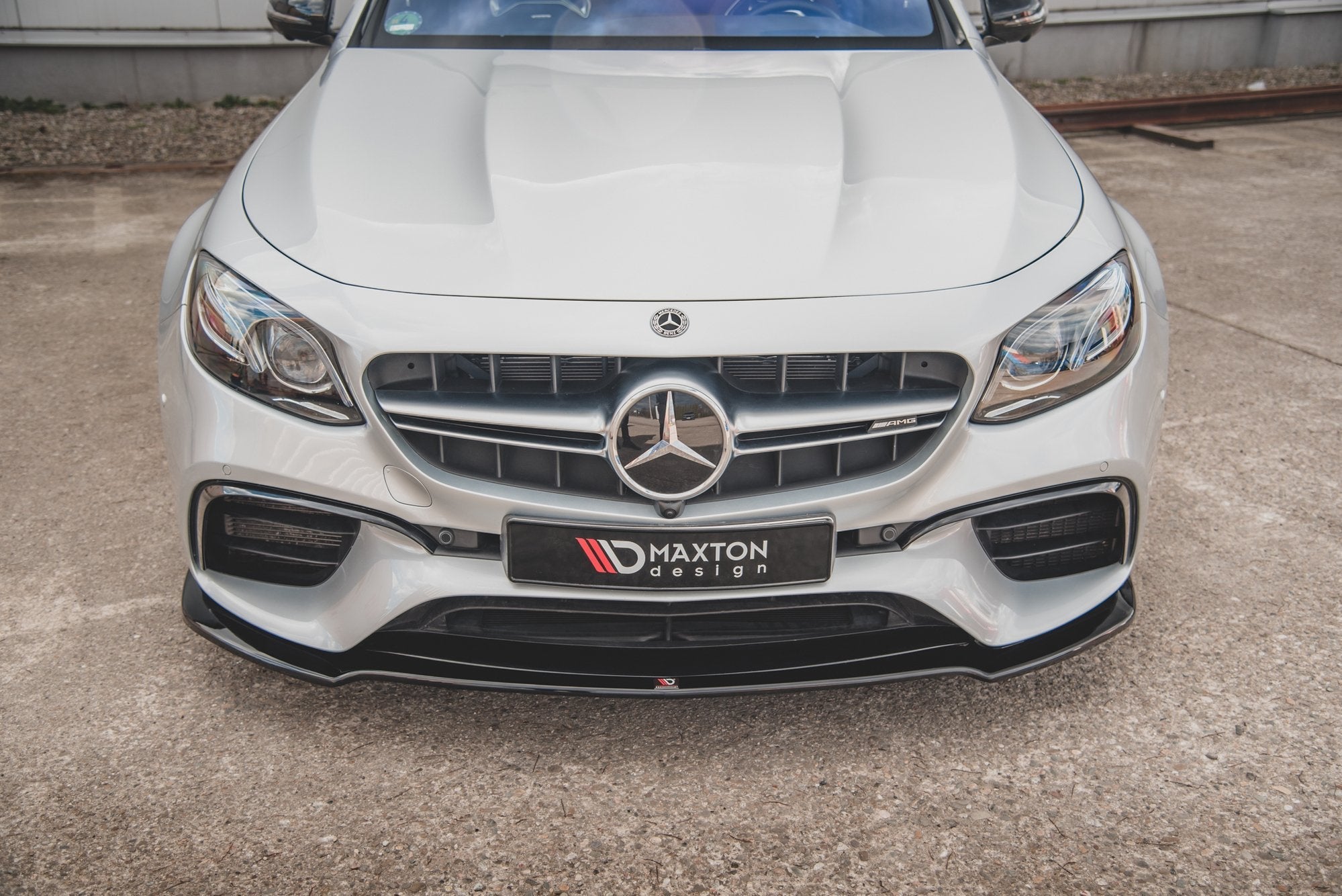 Maxton Design Splitter delantero V.1 para Mercedes-Benz E63 AMG Estate/Sedan S213/W213 - imagen 2