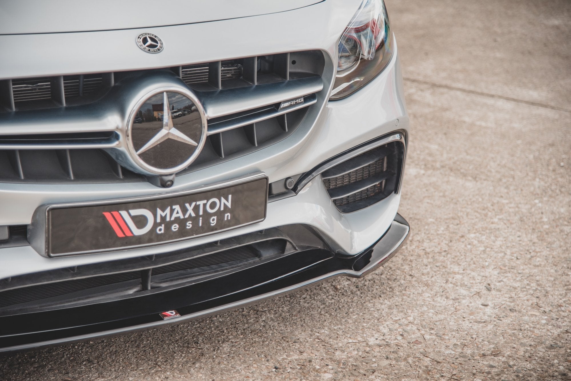 Maxton Design Splitter delantero V.1 para Mercedes-Benz E63 AMG Estate/Sedan S213/W213 - imagen 3