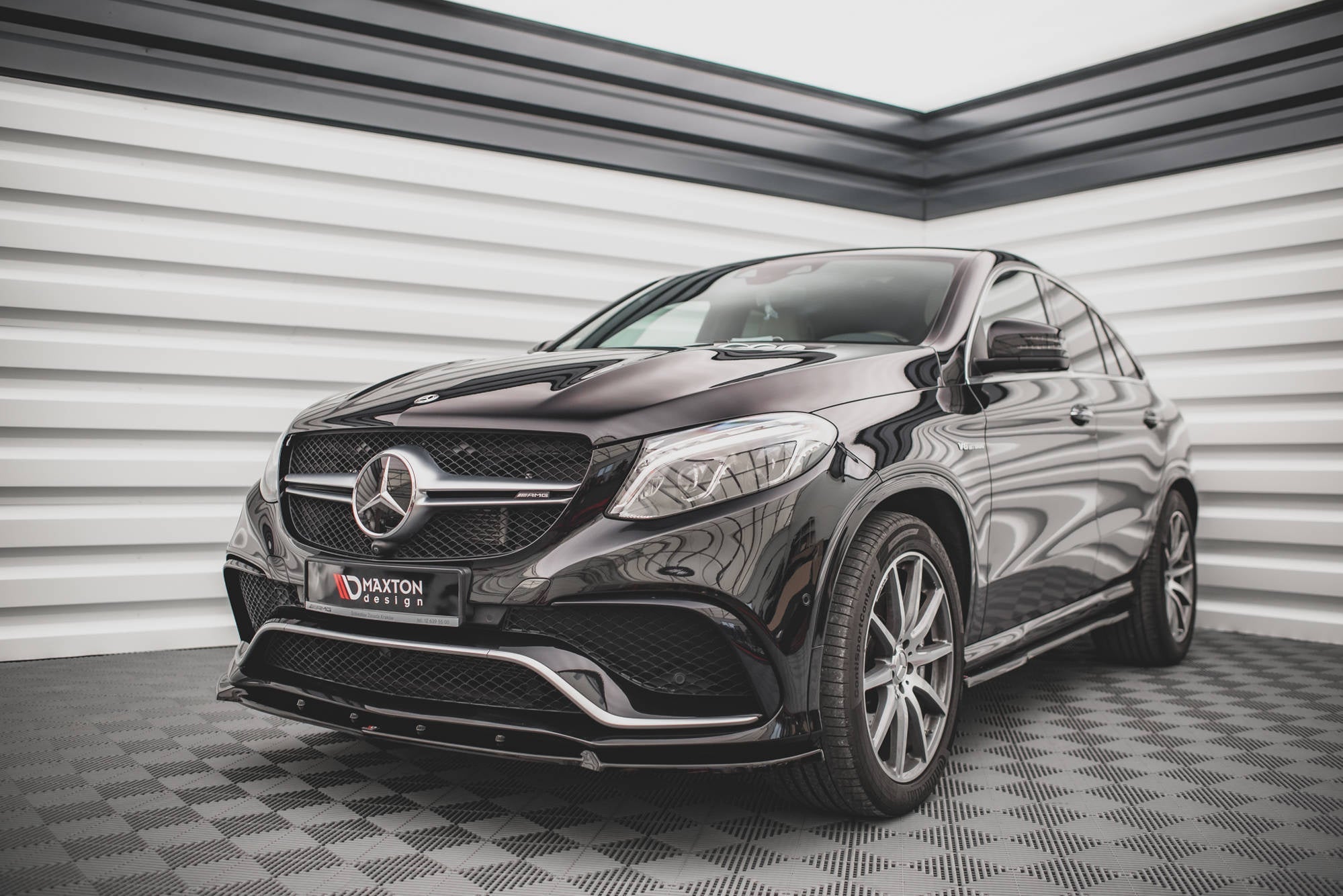 Maxton Design Splitter delantero V.1 para Mercedes-Benz GLE Coupe / SUV 63 AMG C292 / W166 - imagen 1