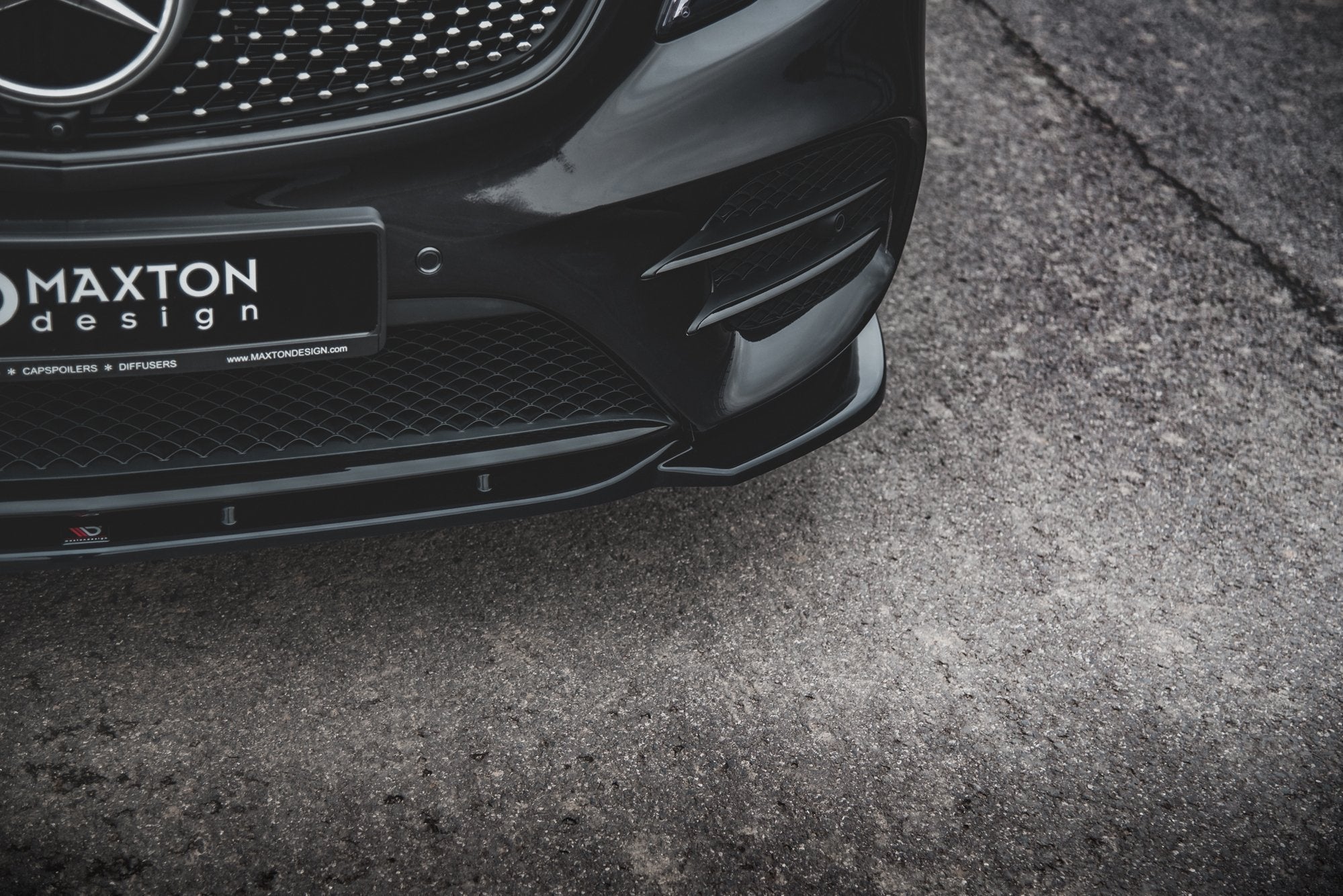 Maxton Design Splitter delantero V.1 para Mercedes-Benz V-Class AMG-Line W447 - imagen 3
