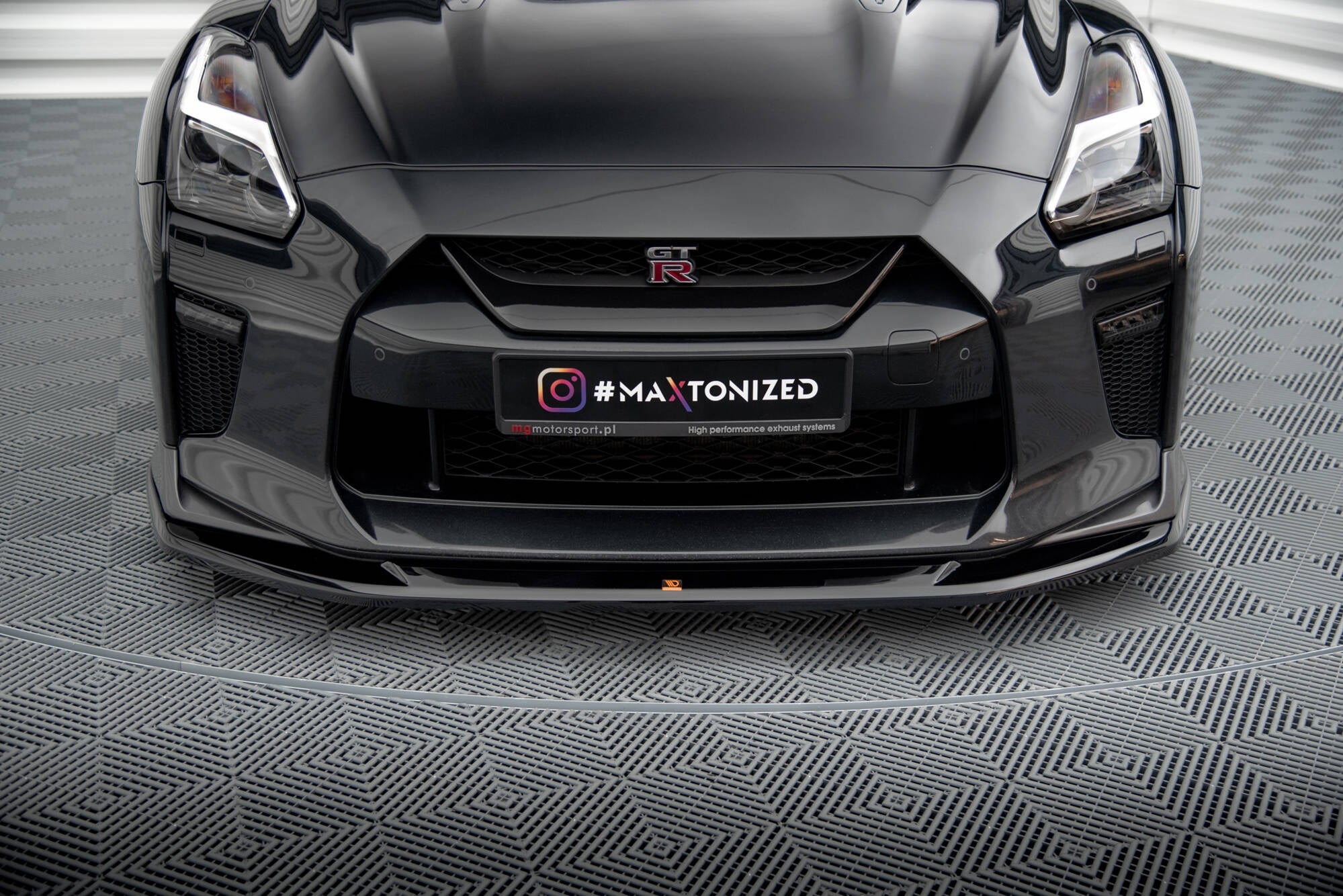 Maxton Design Splitter delantero V.1 para Nissan GTR R35 Facelift - imagen 3