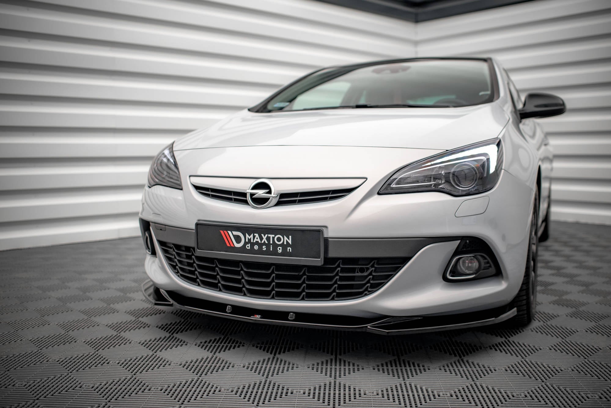 Maxton Design Splitter delantero V.1 para Opel Astra GTC OPC-Line J - imagen 1