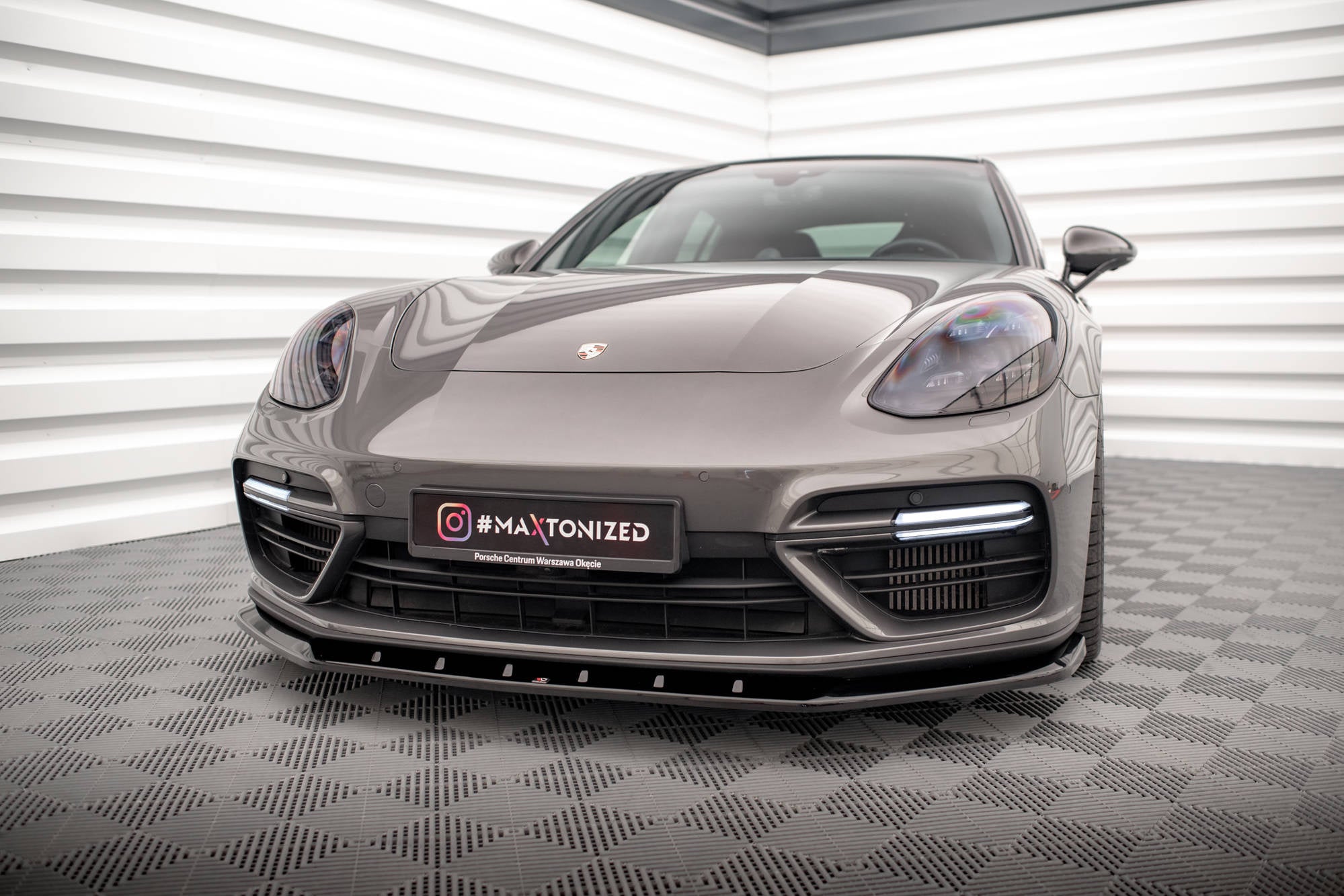 Maxton Design Splitter delantero V.1 para Porsche Panamera Turbo S E-Hybrid - imagen 1