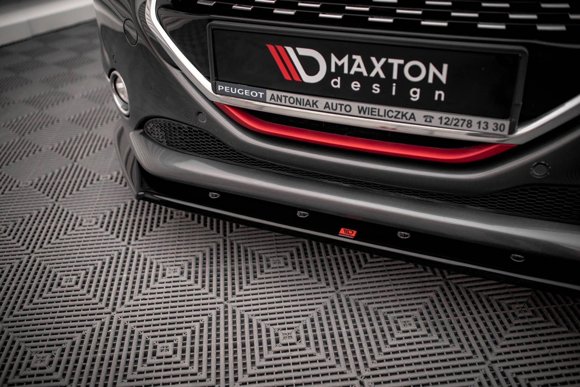 Maxton Design Splitter delantero V.1 para Peugeot 208 GTi Mk1 - imagen 3