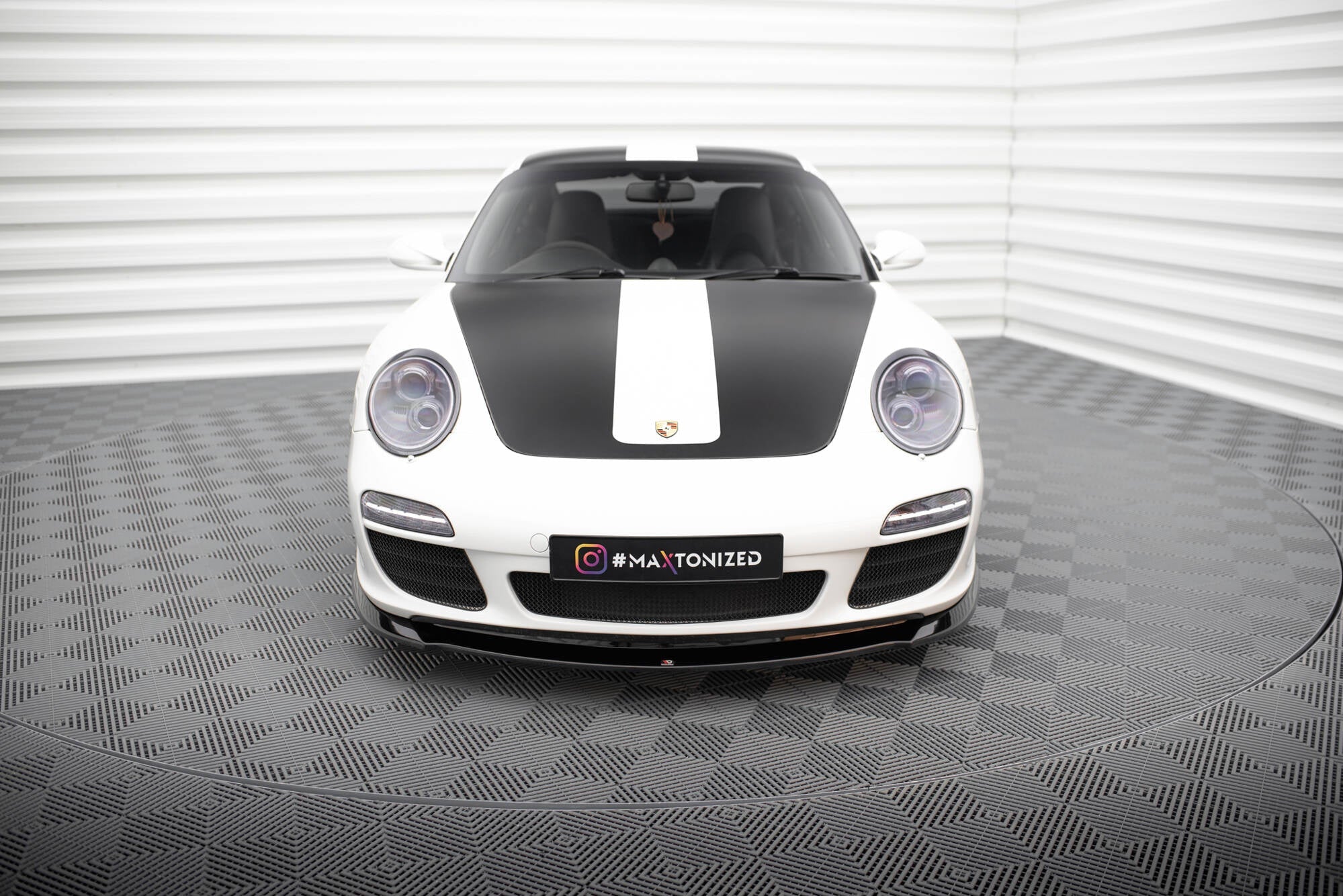 Maxton Design Splitter delantero V.1 para Porsche 911 Carrera 997 Facelift - imagen 2