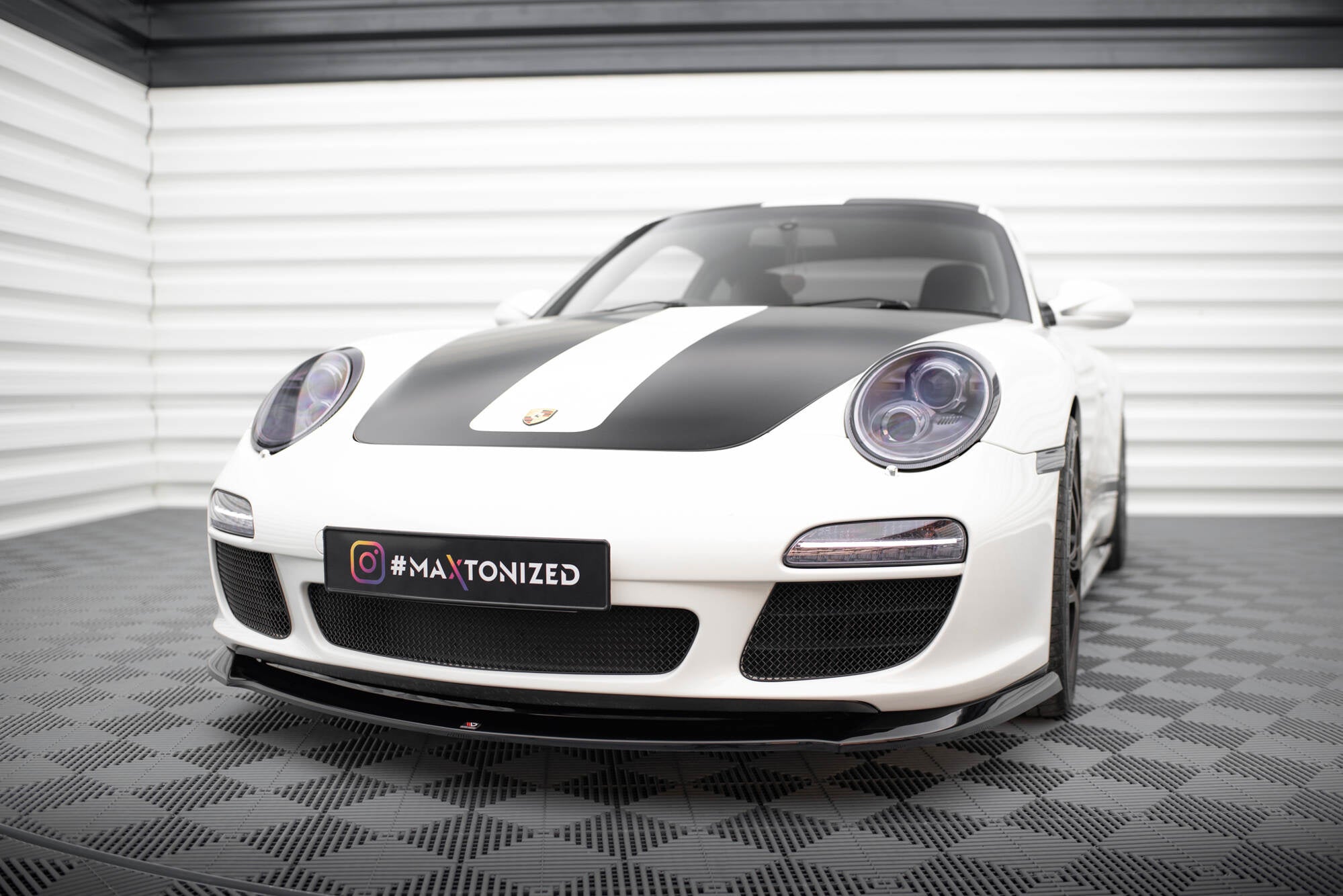 Maxton Design Splitter delantero V.1 para Porsche 911 Carrera 997 Facelift - imagen 1